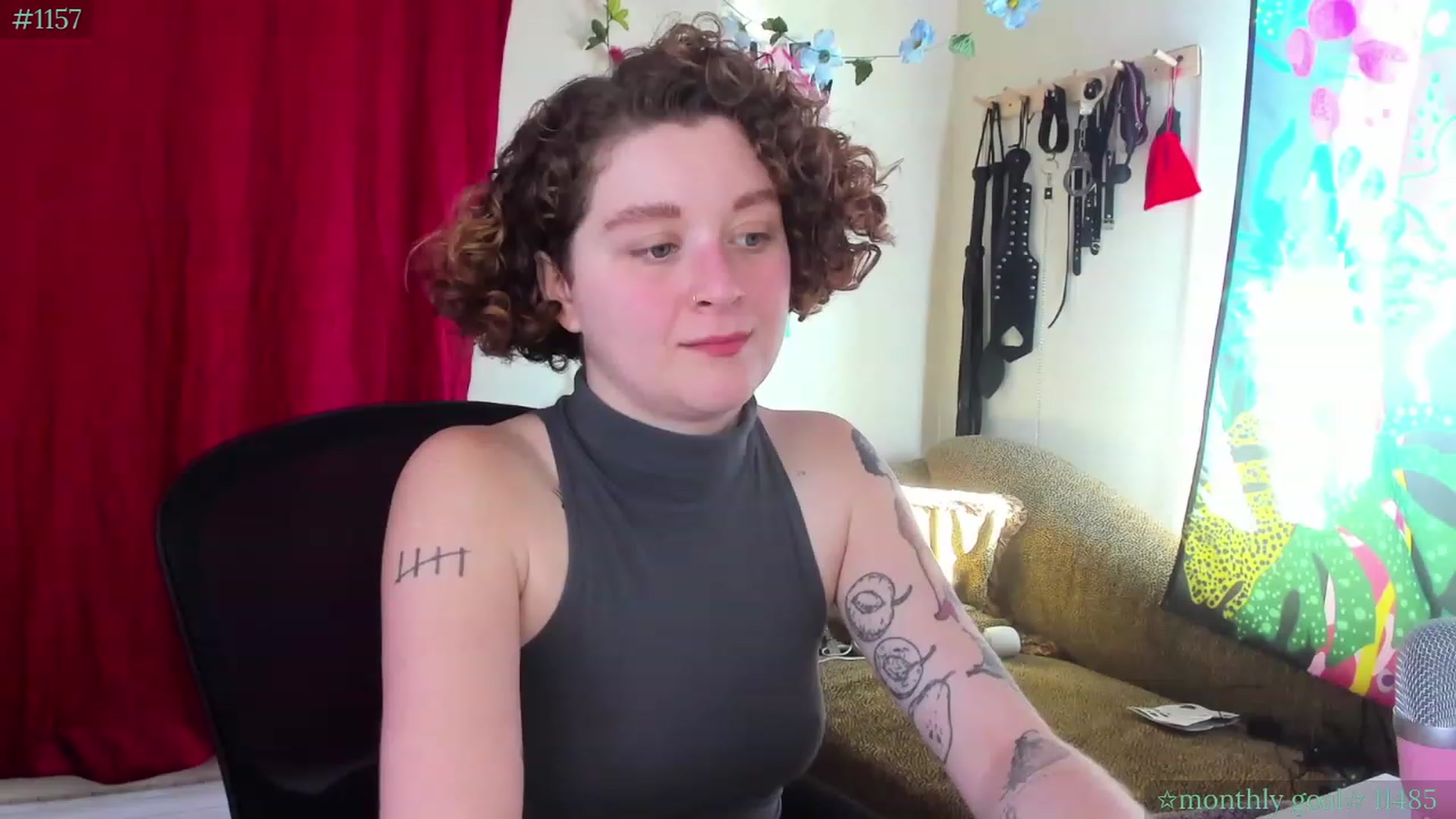 Gallery image thumbnail from PeachyQueen_'s myfreecams stream on, 09/22/2023, 18:01 image 5 of 20