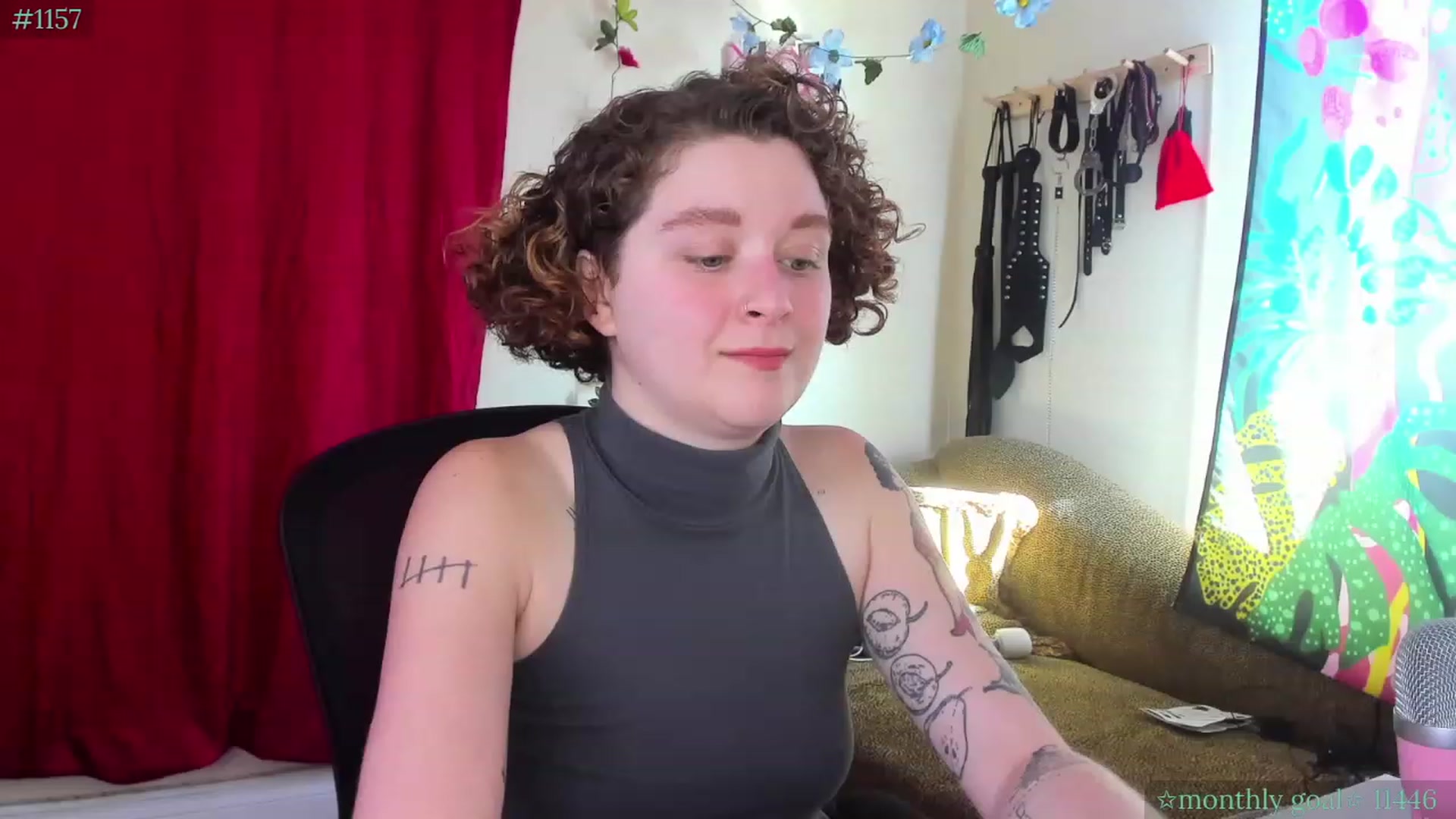 Gallery image thumbnail from PeachyQueen_'s myfreecams stream on, 09/22/2023, 18:01 image 17 of 20