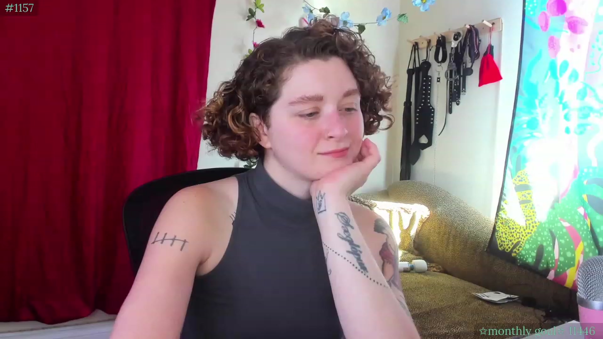 Gallery image thumbnail from PeachyQueen_'s myfreecams stream on, 09/22/2023, 18:01 image 14 of 20