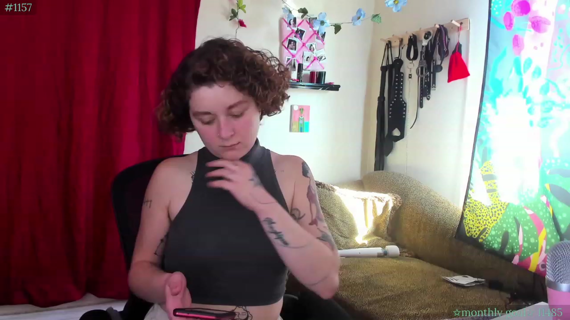 Gallery image thumbnail from PeachyQueen_'s myfreecams stream on, 09/22/2023, 18:01 image 1 of 20
