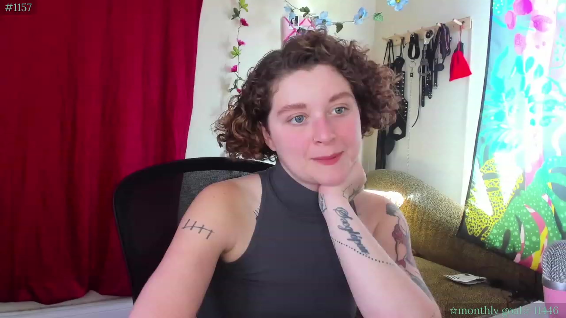 Gallery image thumbnail from PeachyQueen_'s myfreecams stream on, 09/22/2023, 18:01 image 19 of 20