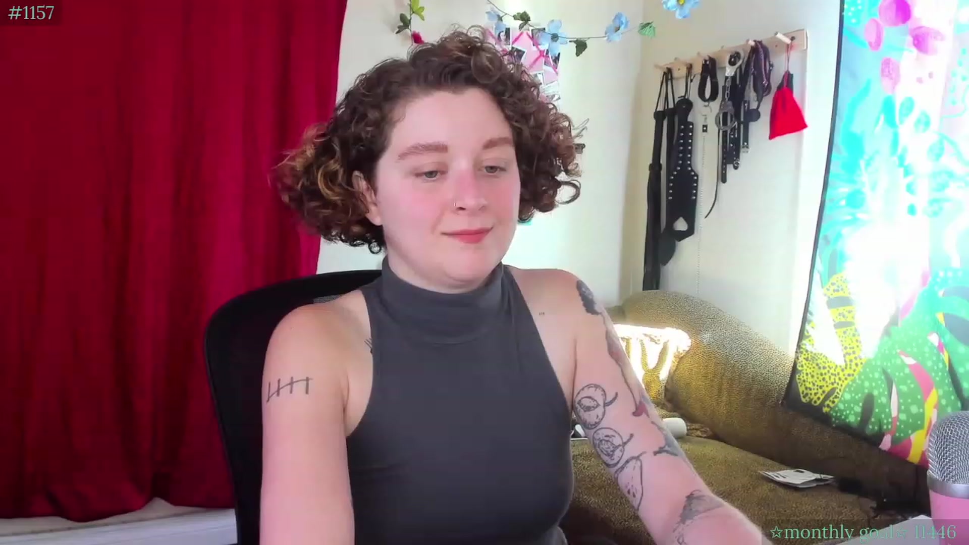 Gallery image thumbnail from PeachyQueen_'s myfreecams stream on, 09/22/2023, 18:01 image 15 of 20