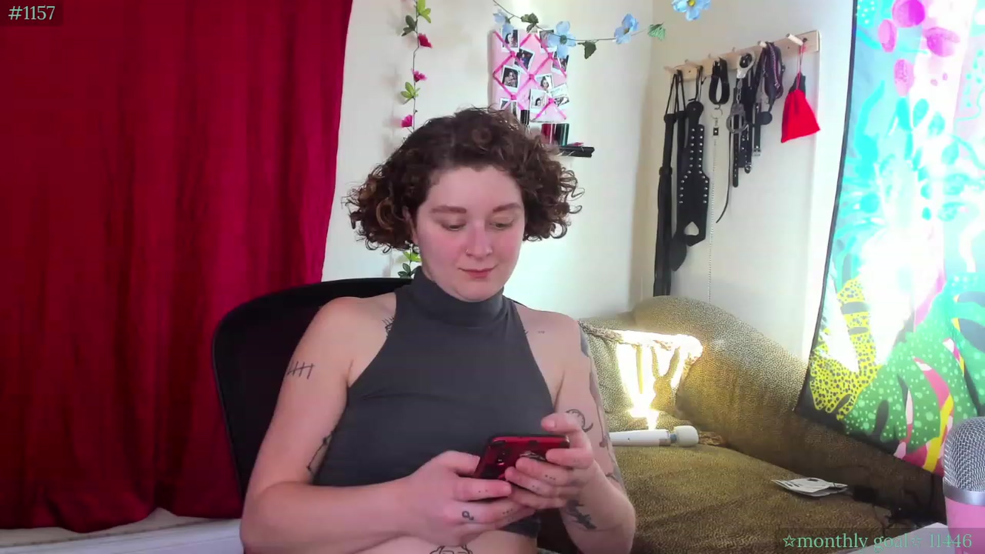 Gallery image thumbnail from PeachyQueen_'s myfreecams stream on, 09/22/2023, 18:01 image 16 of 20