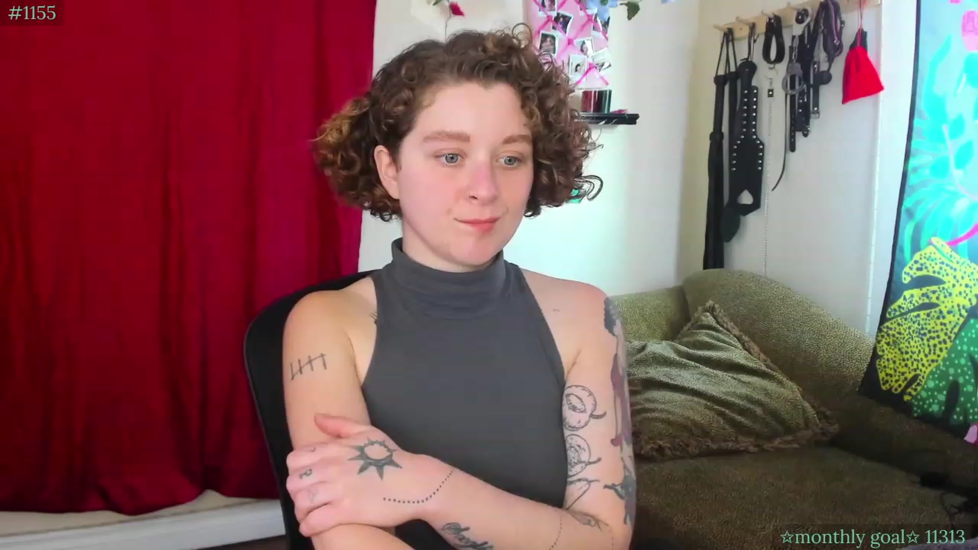 Gallery image thumbnail from PeachyQueen_'s myfreecams stream on, 09/22/2023, 19:24 image 17 of 20