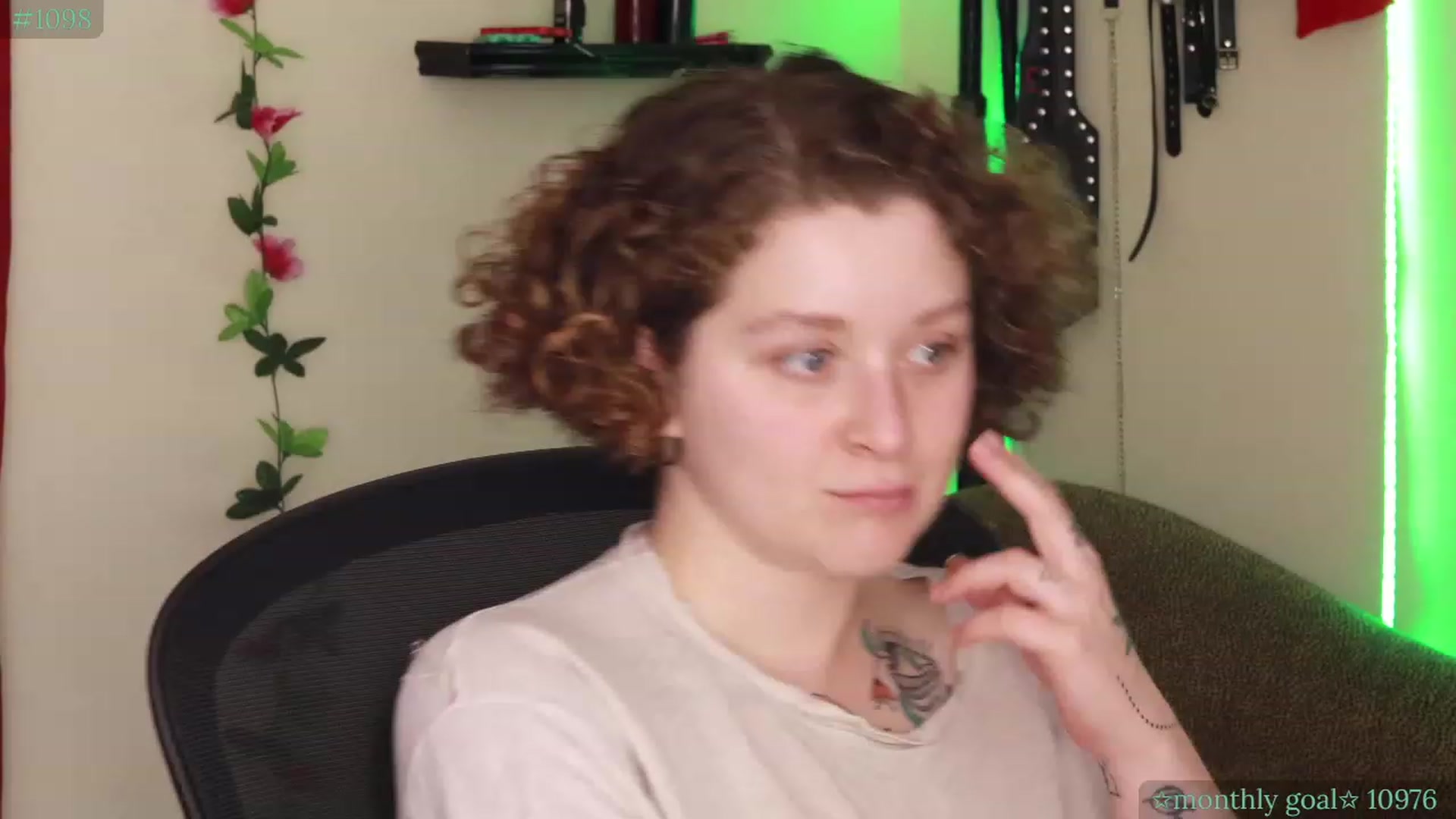 Gallery image thumbnail from PeachyQueen_'s myfreecams stream on, 09/26/2023, 21:41 image 13 of 20
