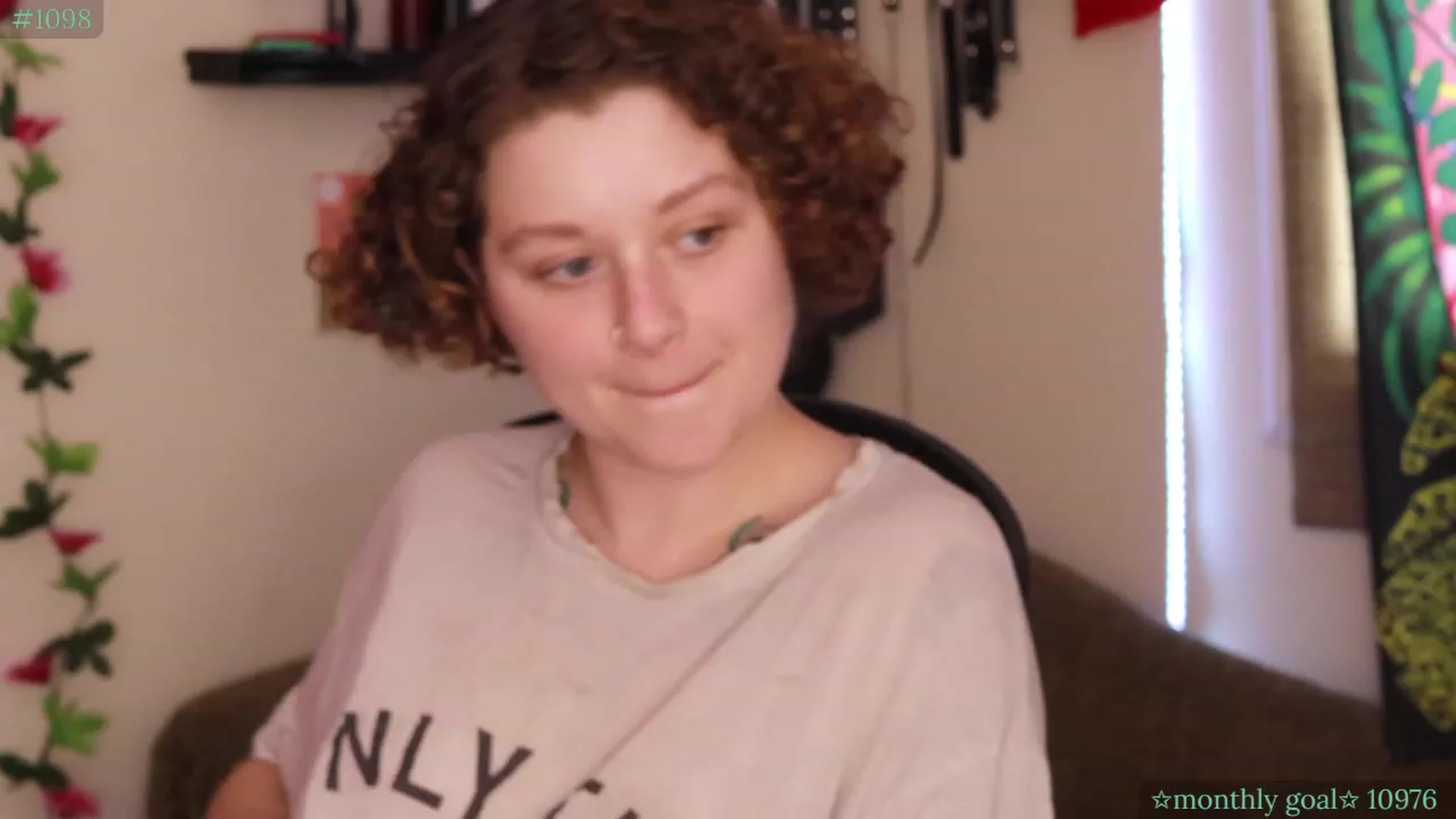 Gallery image thumbnail from PeachyQueen_'s myfreecams stream on, 09/26/2023, 21:41 image 4 of 20