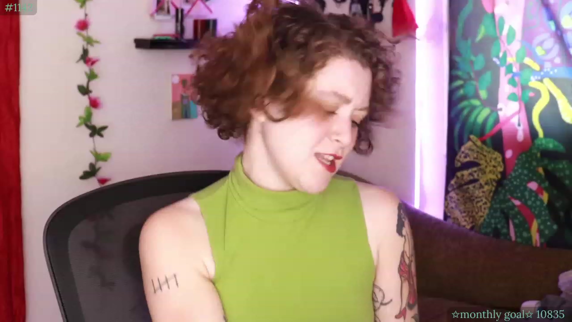 Gallery image thumbnail from PeachyQueen_'s myfreecams stream on, 09/27/2023, 20:54 image 14 of 20
