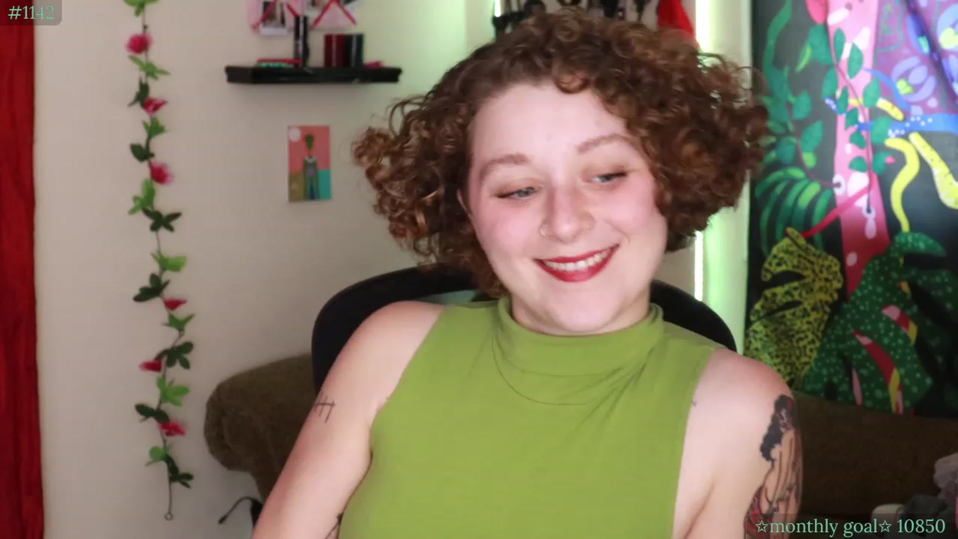 Gallery image thumbnail from PeachyQueen_'s myfreecams stream on, 09/27/2023, 20:54 image 9 of 20