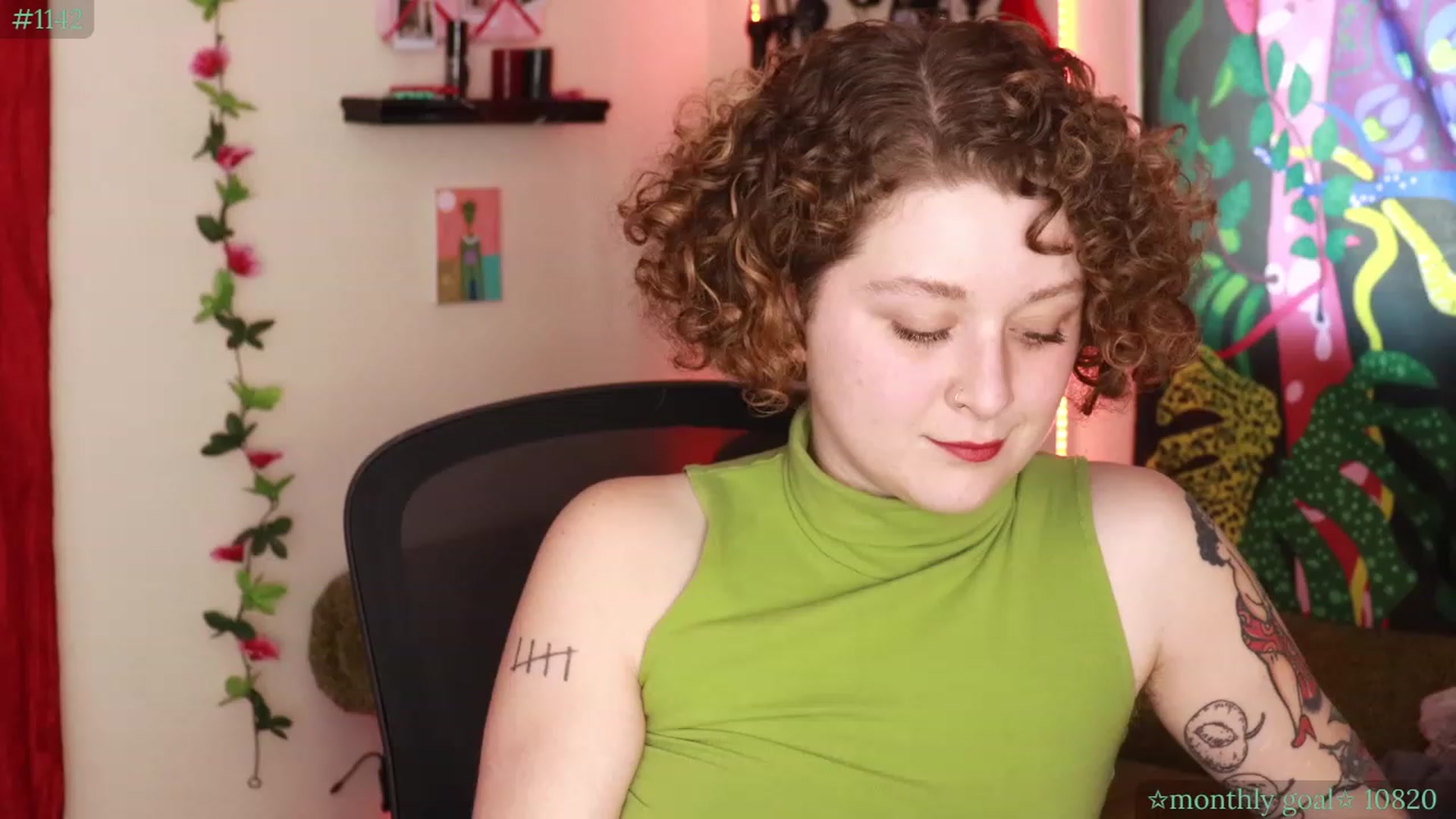 Gallery image thumbnail from PeachyQueen_'s myfreecams stream on, 09/27/2023, 20:54 image 16 of 20