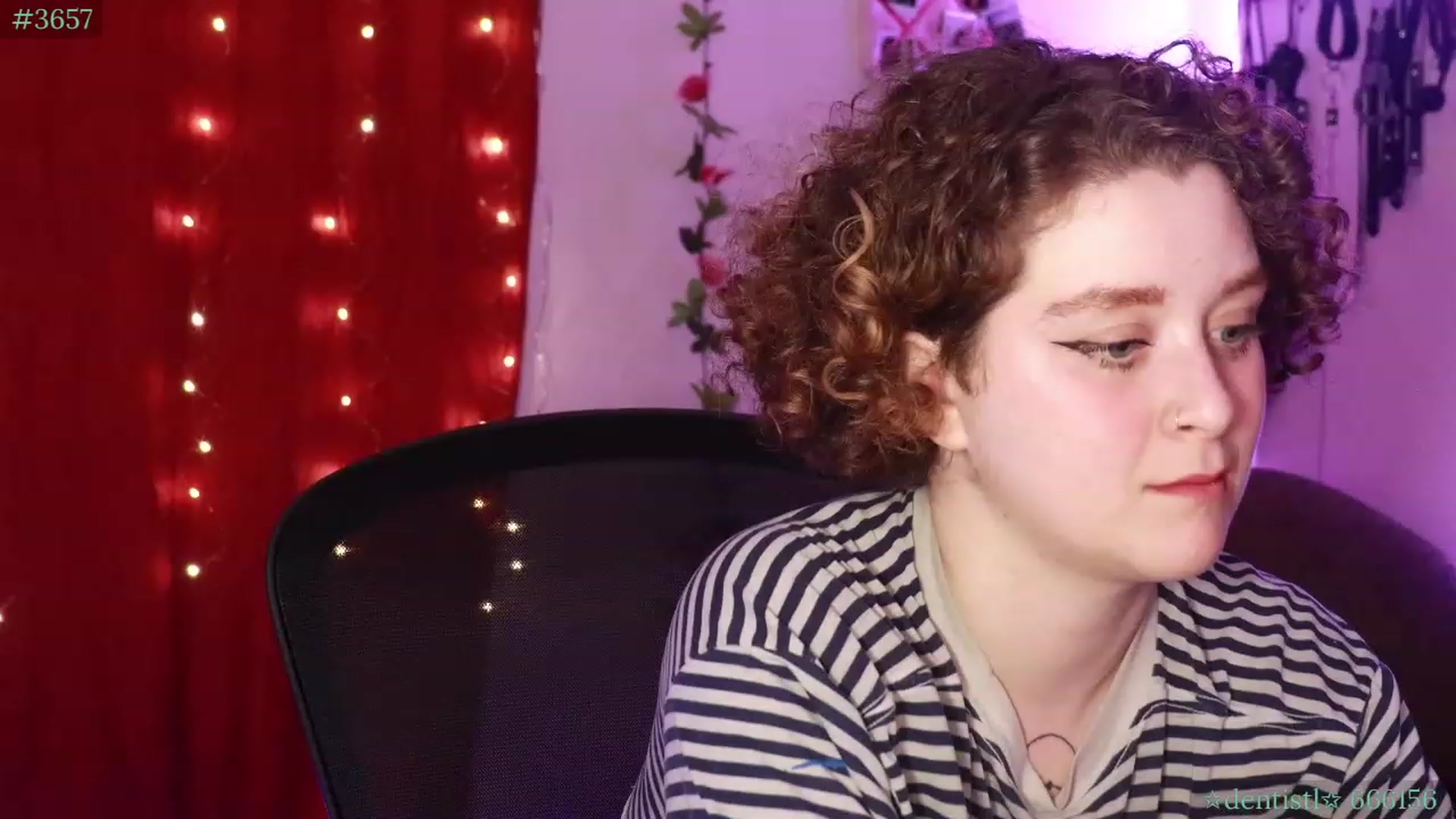 Gallery image thumbnail from PeachyQueen_'s myfreecams stream on, 10/03/2023, 06:31 image 17 of 20