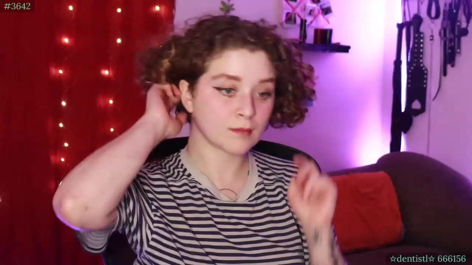 Gallery image thumbnail from PeachyQueen_'s myfreecams stream on, 10/03/2023, 06:31 image 13 of 20