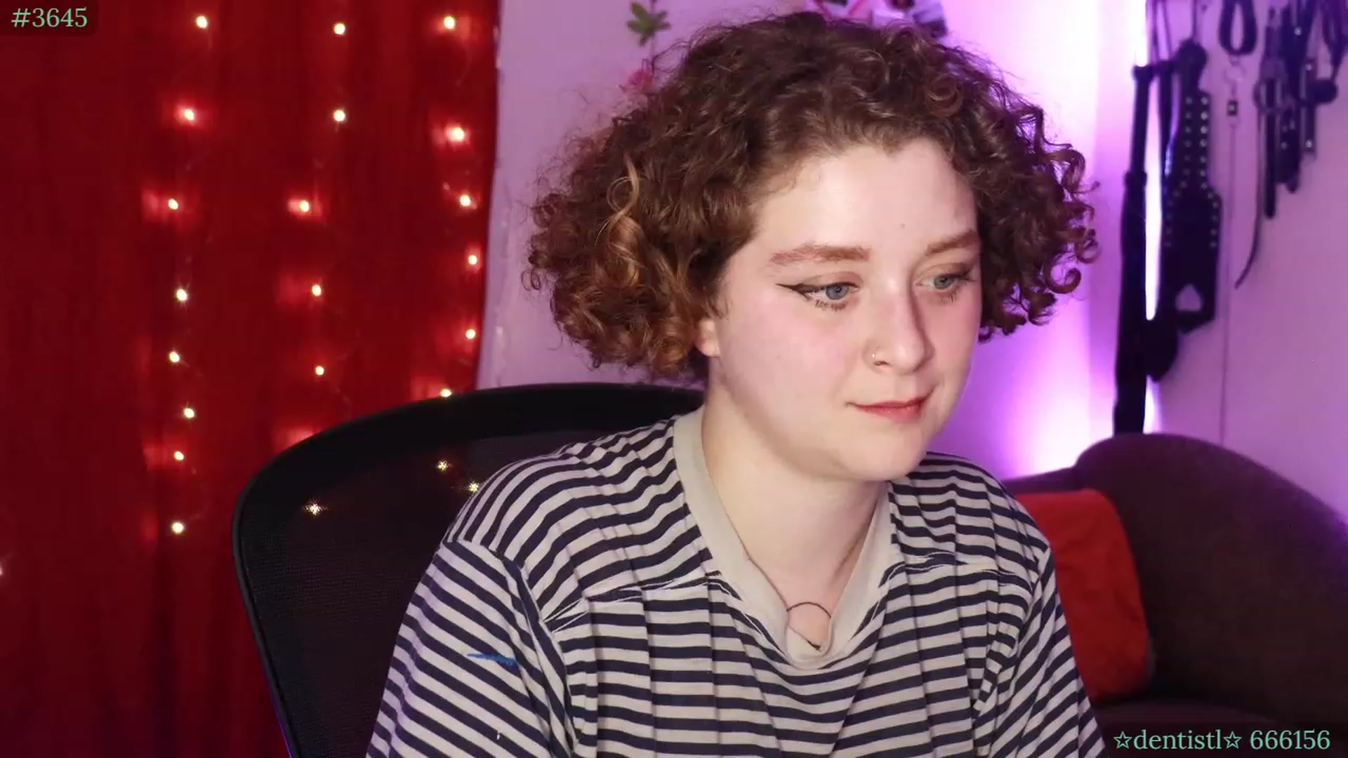 Gallery image thumbnail from PeachyQueen_'s myfreecams stream on, 10/03/2023, 06:31 image 14 of 20