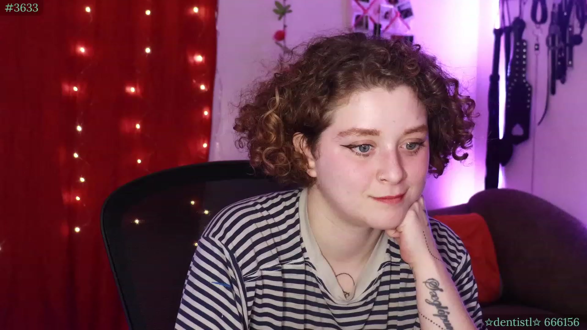 Gallery image thumbnail from PeachyQueen_'s myfreecams stream on, 10/03/2023, 06:31 image 10 of 20