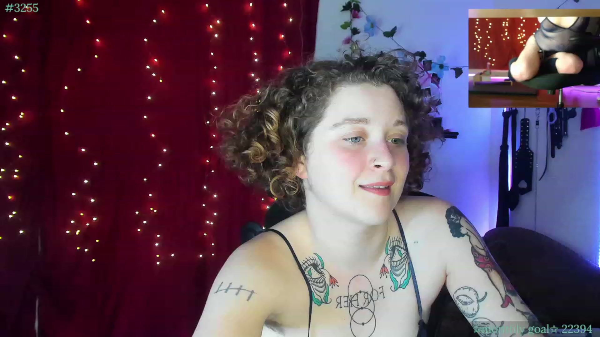 Gallery image thumbnail from PeachyQueen_'s myfreecams stream on, 10/23/2023, 04:32 image 5 of 20
