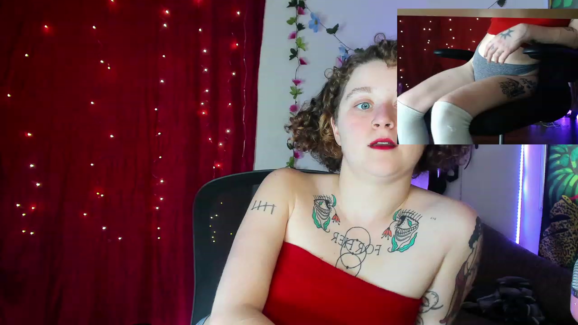 Gallery image thumbnail from PeachyQueen_'s myfreecams stream on, 10/24/2023, 20:42 image 8 of 20
