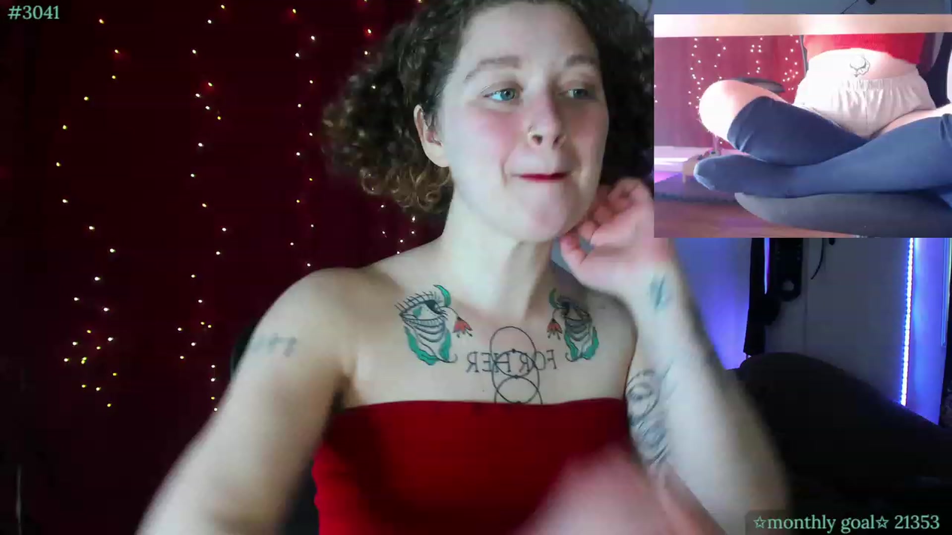 Gallery image thumbnail from PeachyQueen_'s myfreecams stream on, 10/25/2023, 19:35 image 4 of 20