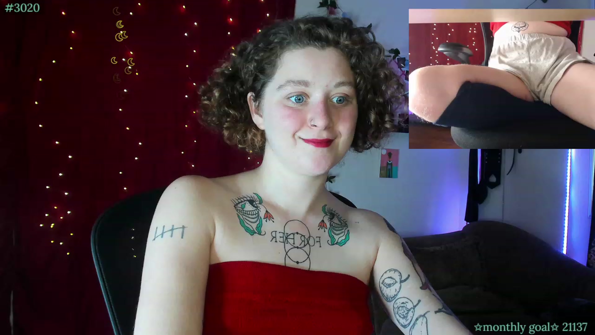 Gallery image thumbnail from PeachyQueen_'s myfreecams stream on, 10/25/2023, 19:35 image 5 of 20