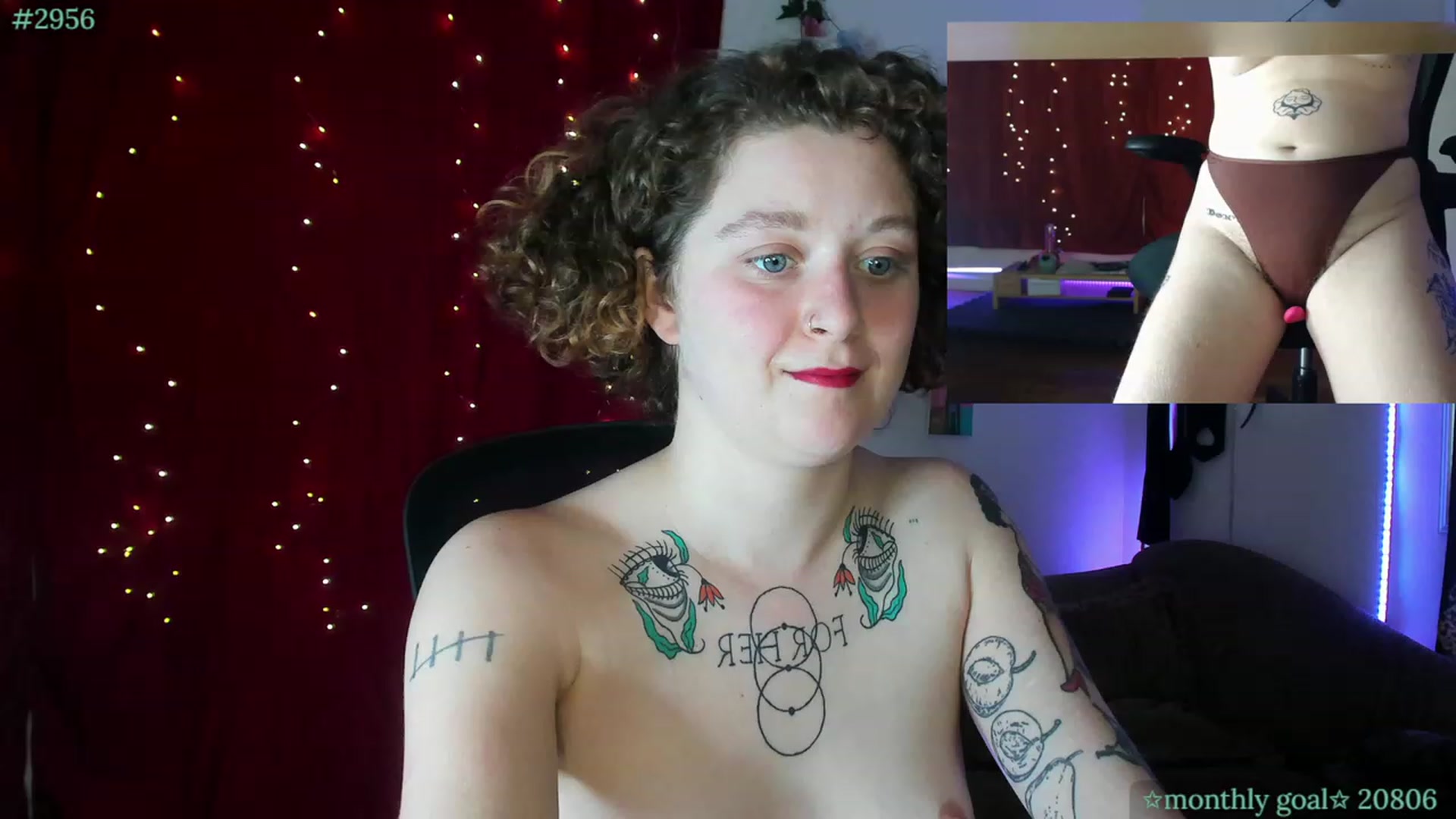 Gallery image thumbnail from PeachyQueen_'s myfreecams stream on, 10/25/2023, 19:35 image 16 of 20