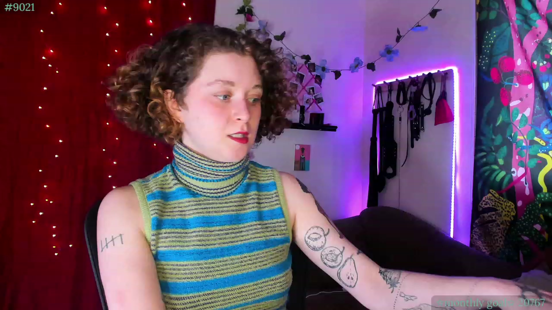 Gallery image thumbnail from PeachyQueen_'s myfreecams stream on, 11/08/2023, 21:49 image 19 of 20