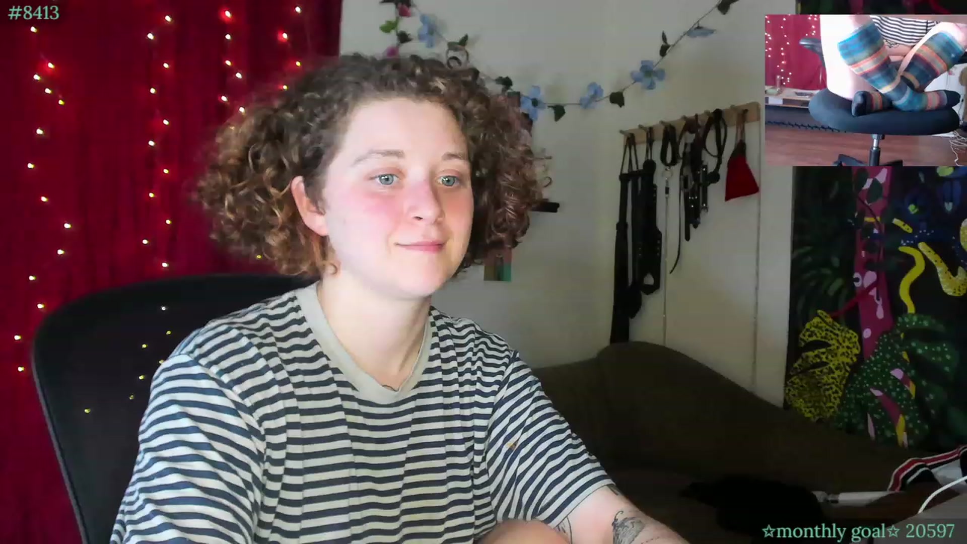 Gallery image thumbnail from PeachyQueen_'s myfreecams stream on, 11/09/2023, 06:49 image 6 of 20