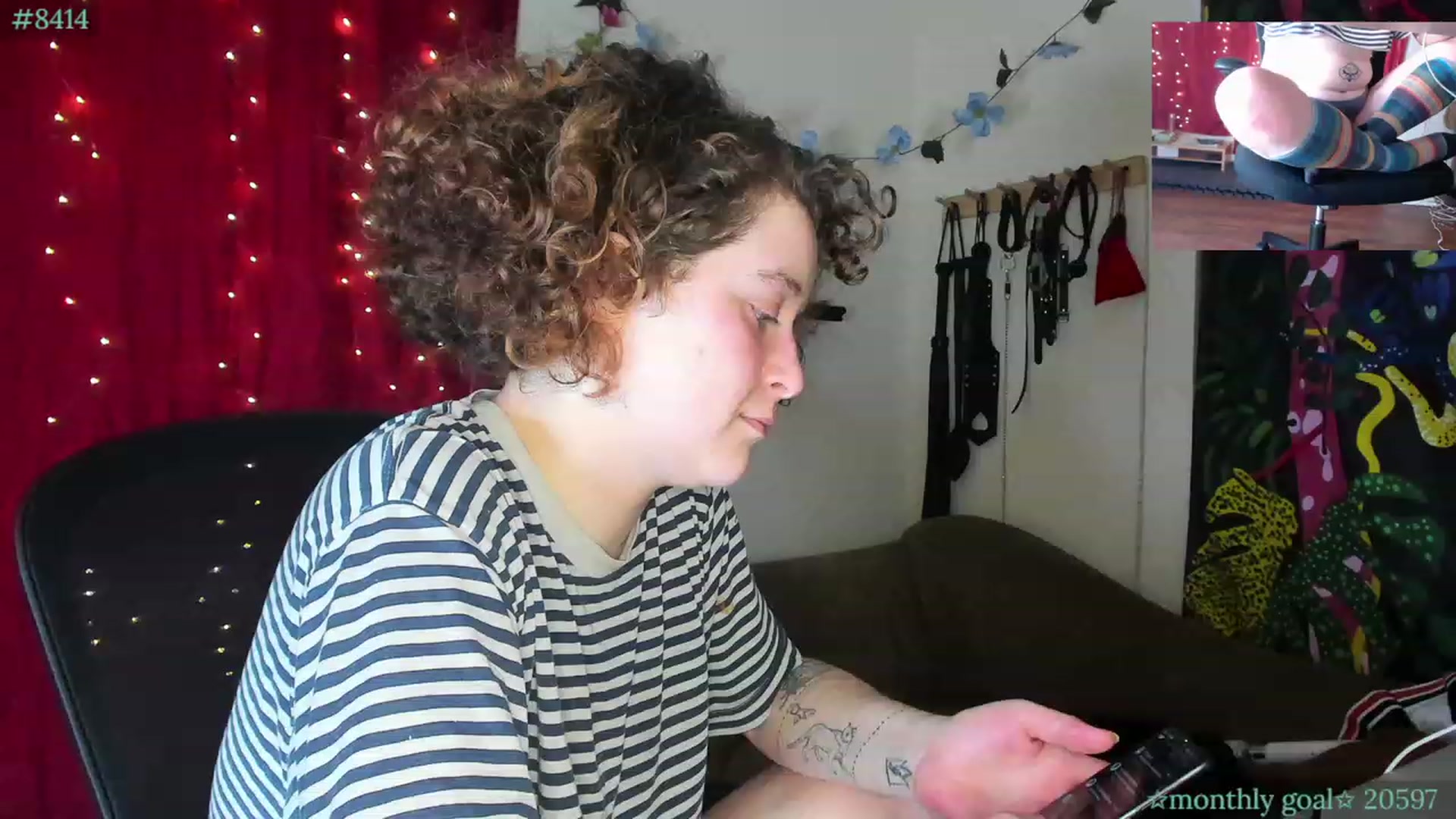 Gallery image thumbnail from PeachyQueen_'s myfreecams stream on, 11/09/2023, 06:49 image 7 of 20