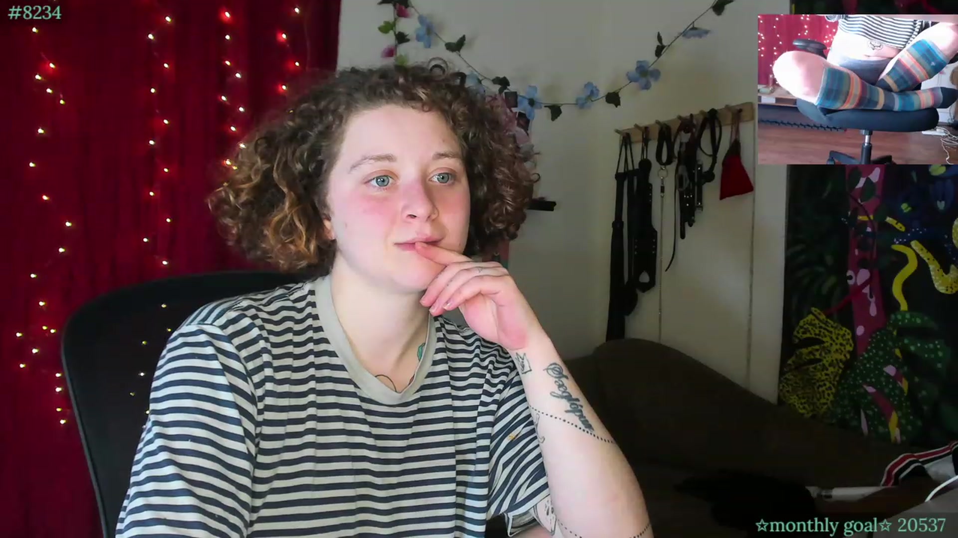 Gallery image thumbnail from PeachyQueen_'s myfreecams stream on, 11/09/2023, 06:49 image 12 of 20