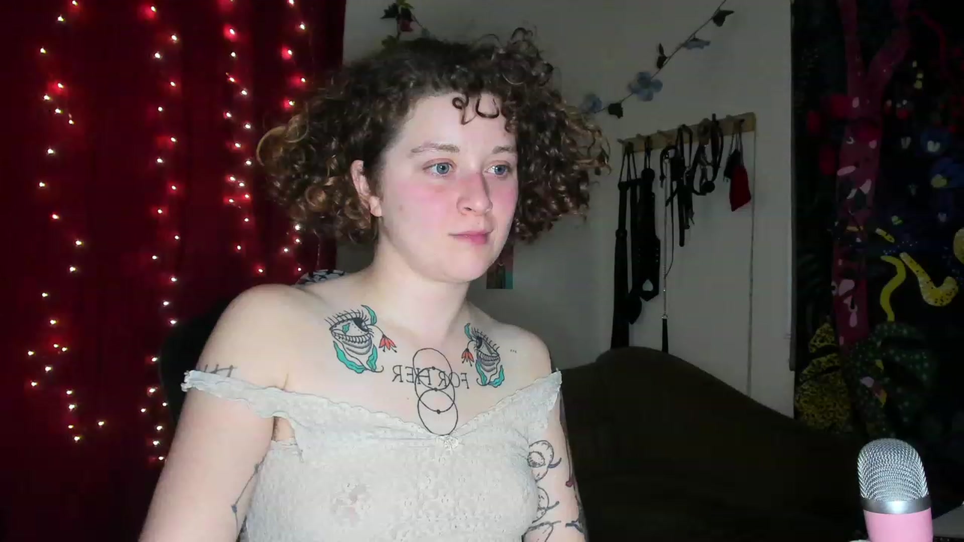 Gallery image thumbnail from PeachyQueen_'s myfreecams stream on, 11/13/2023, 06:37 image 9 of 20