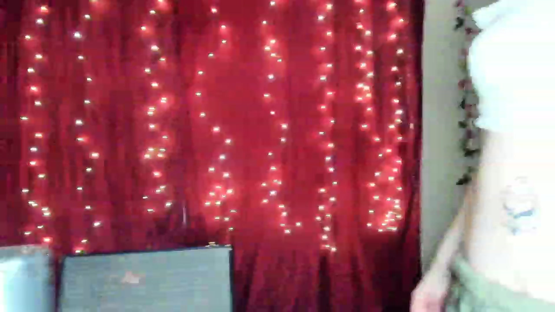 Gallery image thumbnail from PeachyQueen_'s myfreecams stream on, 11/13/2023, 06:37 image 10 of 20