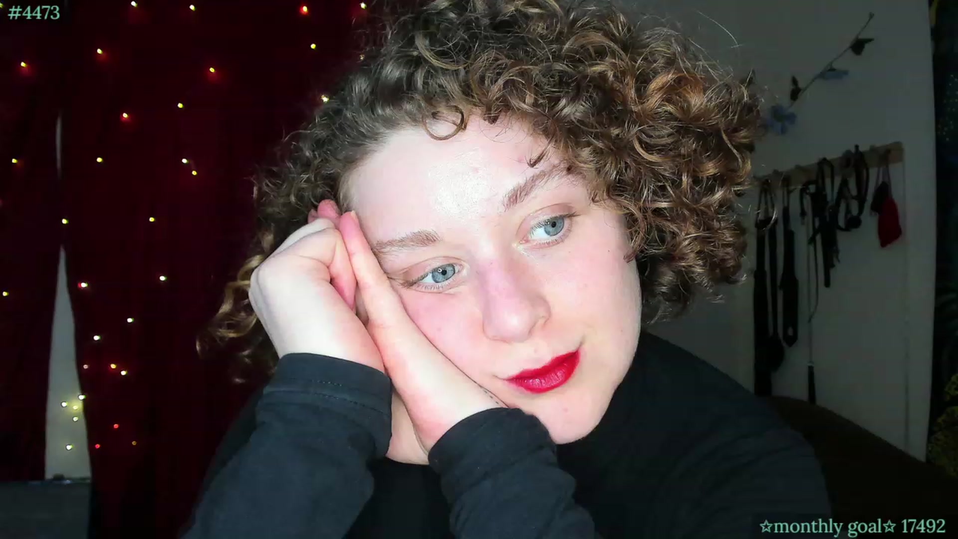 Gallery image thumbnail from PeachyQueen_'s myfreecams stream on, 11/22/2023, 20:09 image 10 of 20