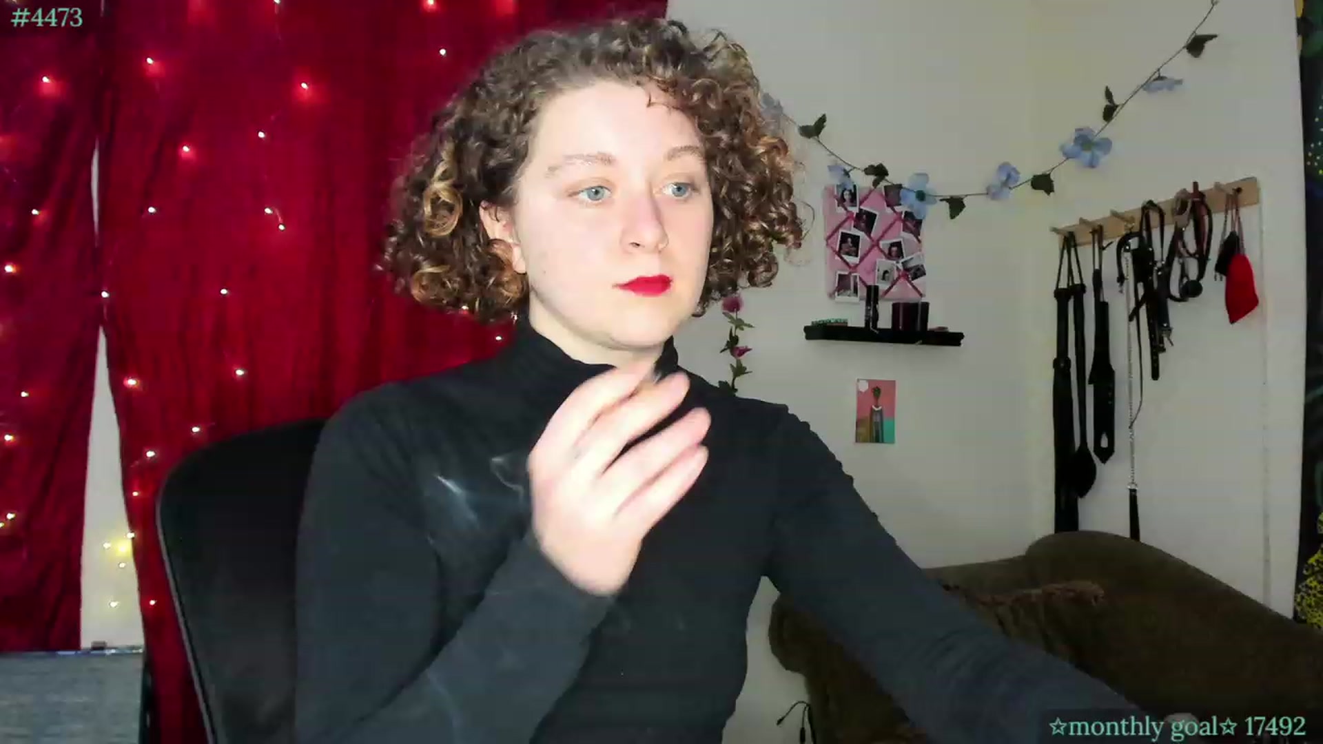 Gallery image thumbnail from PeachyQueen_'s myfreecams stream on, 11/22/2023, 20:09 image 16 of 20