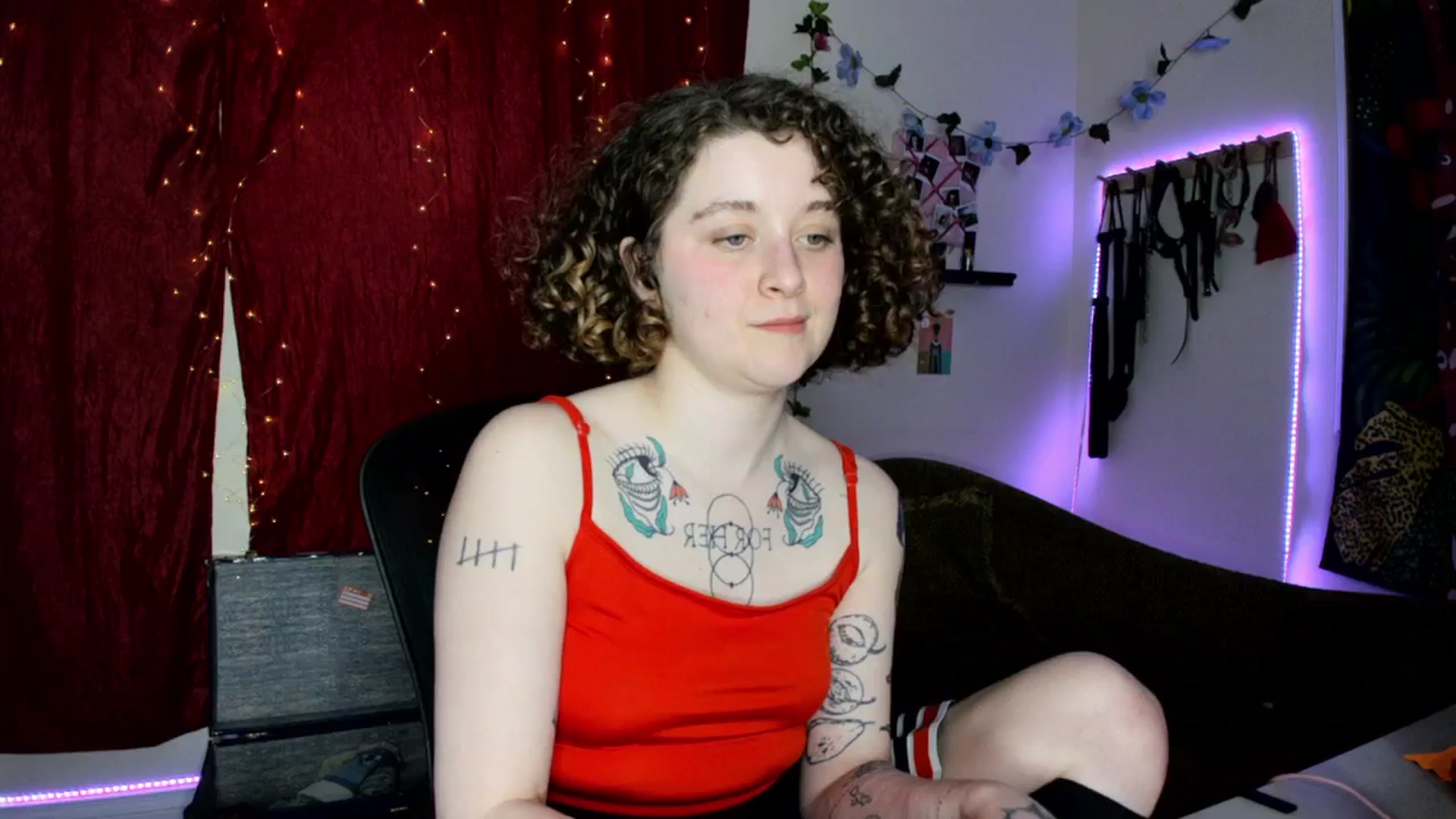 Gallery image thumbnail from PeachyQueen_'s myfreecams stream on, 03/04/2024, 22:16 image 19 of 20