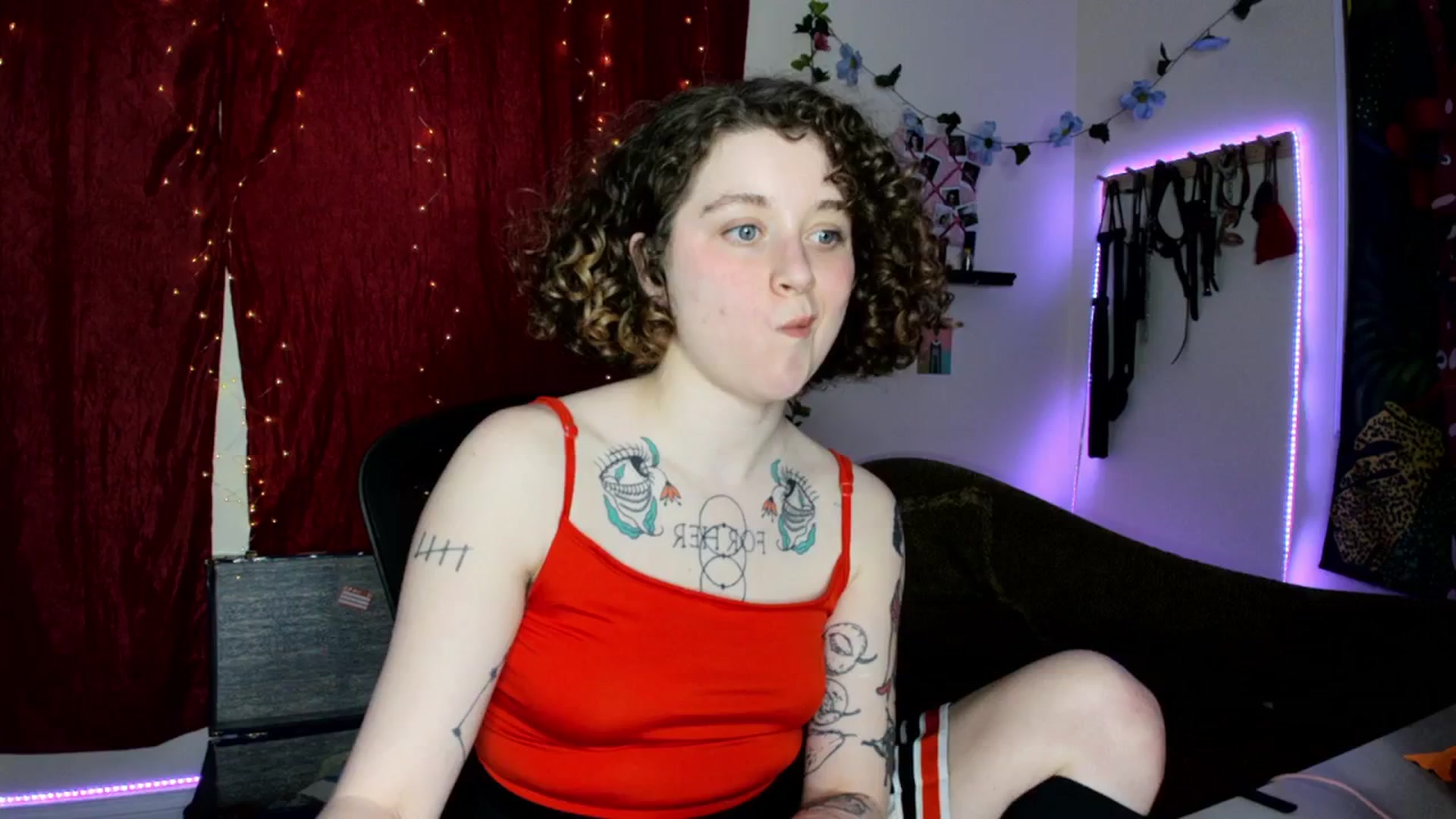 Gallery image thumbnail from PeachyQueen_'s myfreecams stream on, 03/04/2024, 22:16 image 20 of 20