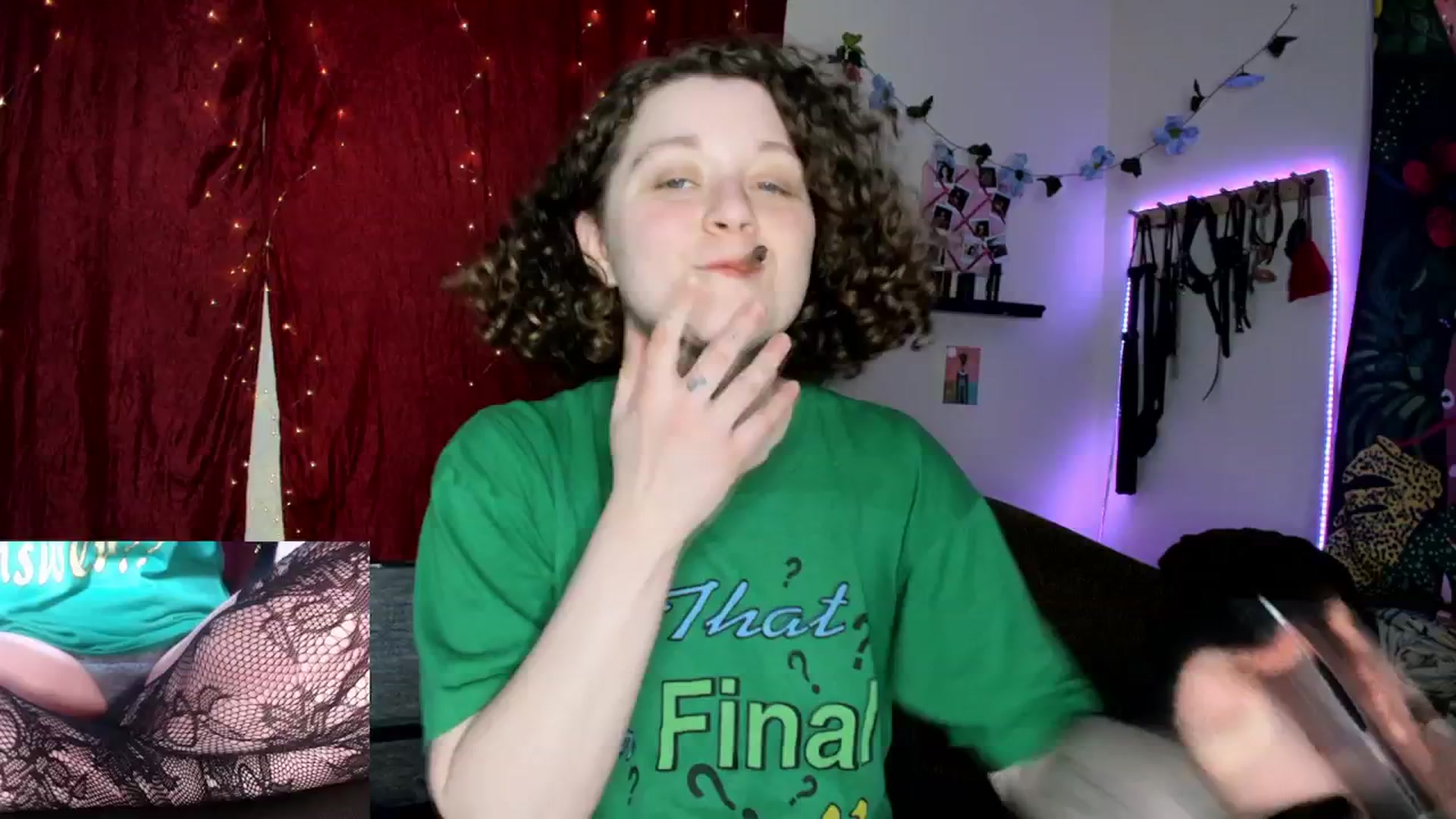 Gallery image thumbnail from PeachyQueen_'s myfreecams stream on, 03/15/2024, 21:16 image 19 of 20