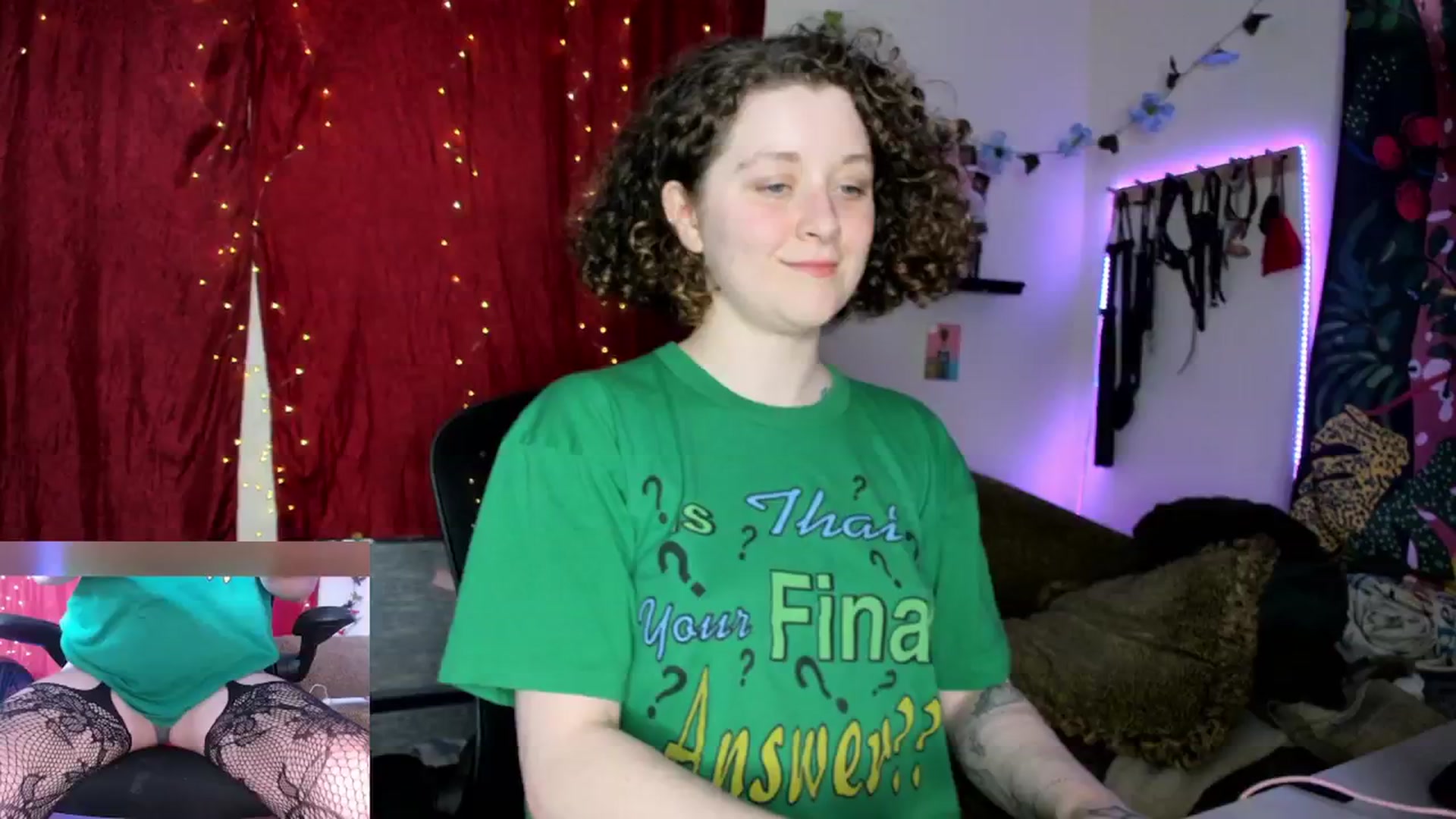 Gallery image thumbnail from PeachyQueen_'s myfreecams stream on, 03/15/2024, 21:16 image 8 of 20