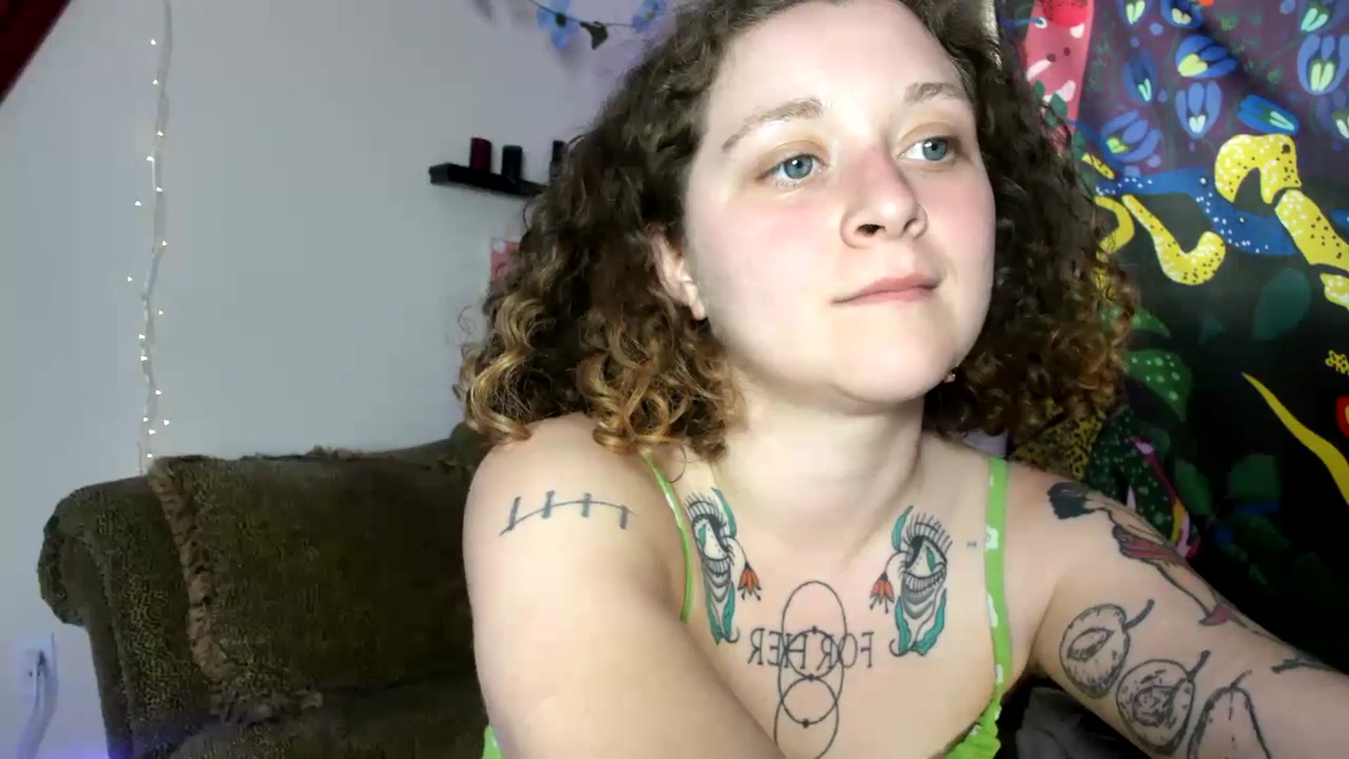Gallery image thumbnail from PeachyQueen_'s myfreecams stream on, 06/24/2024, 22:13 image 2 of 20