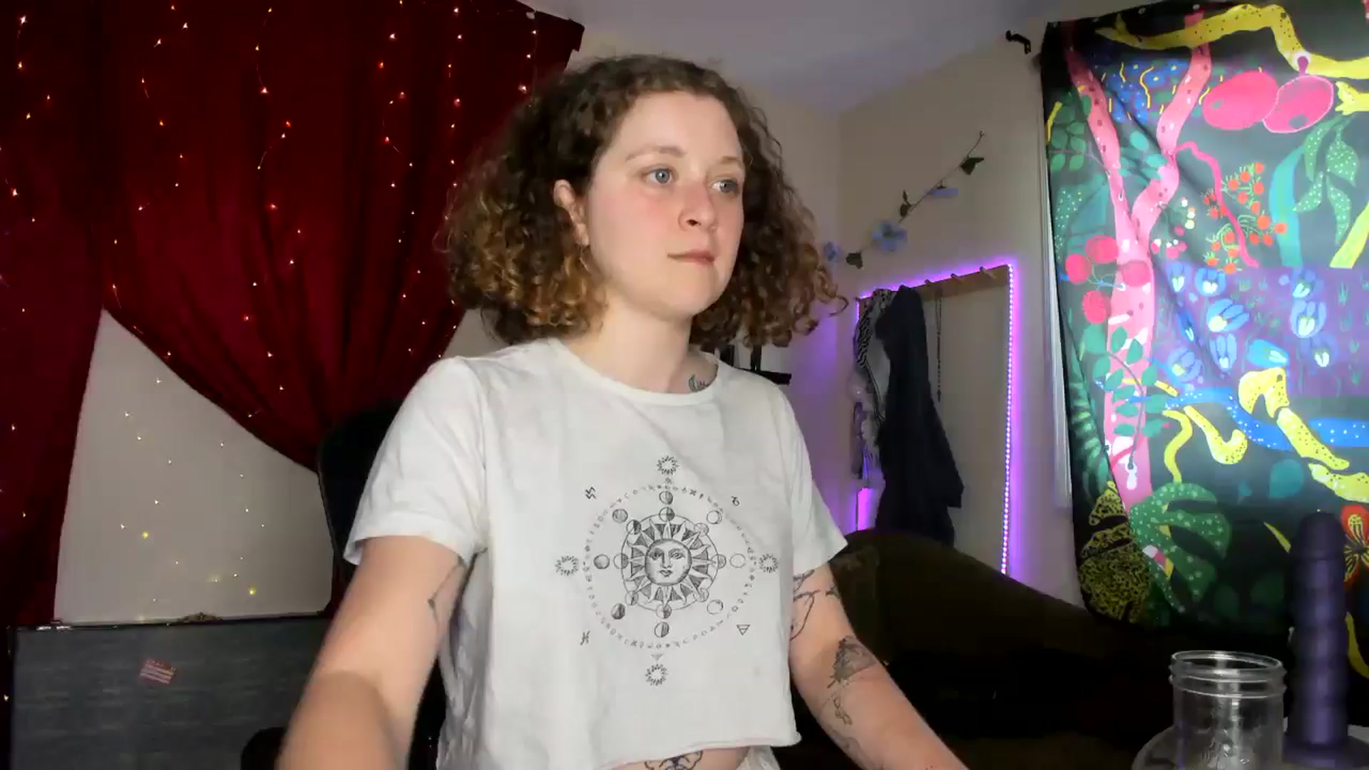 Gallery image thumbnail from PeachyQueen_'s myfreecams stream on, 06/28/2024, 21:21 image 1 of 20