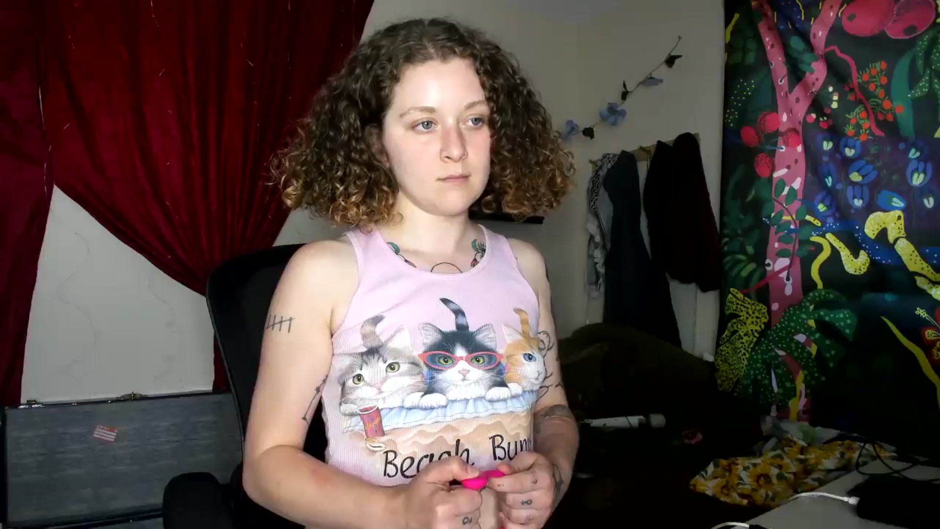 Gallery image thumbnail from PeachyQueen_'s myfreecams stream on, 07/05/2024, 21:40 image 1 of 20