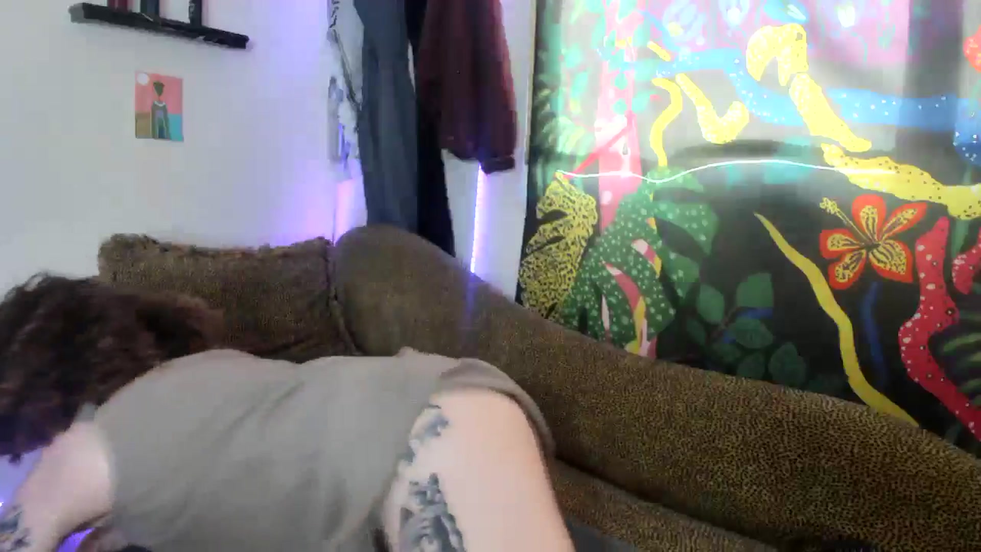 Gallery image thumbnail from PeachyQueen_'s myfreecams stream on, 07/08/2024, 15:09 image 16 of 20