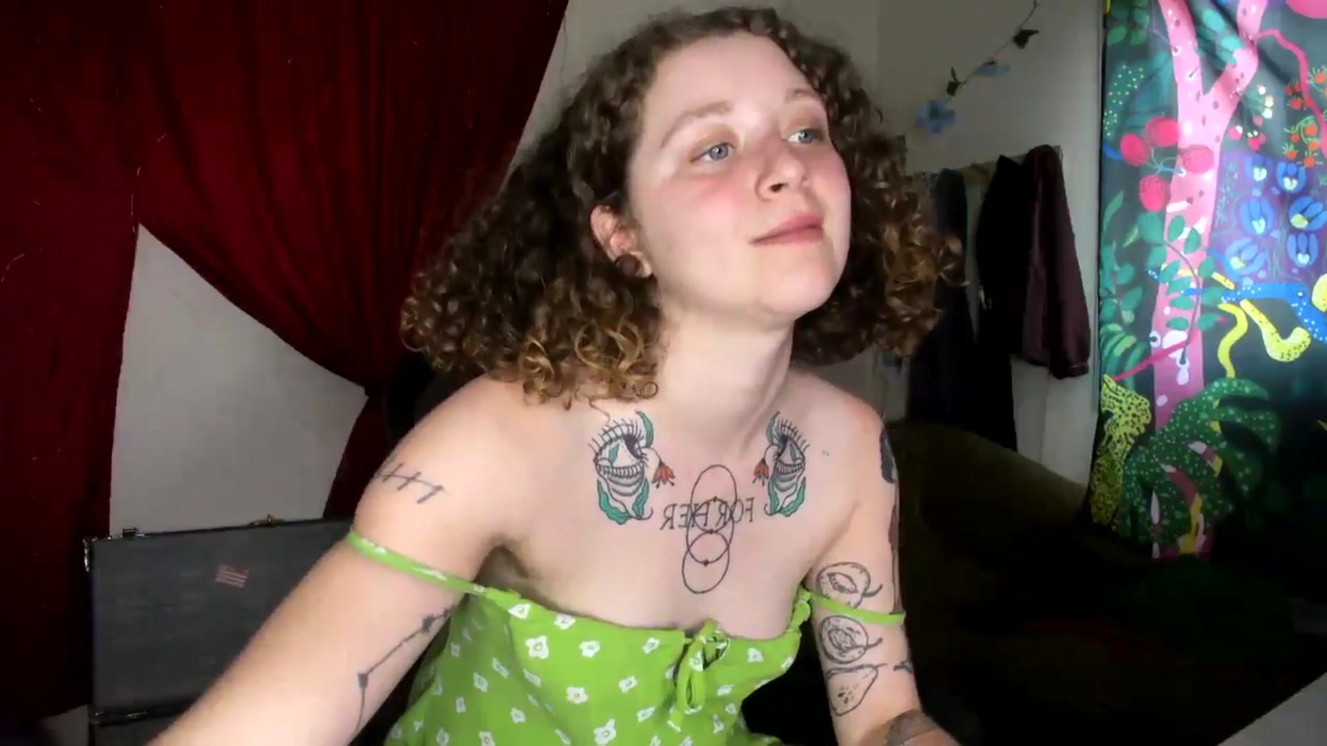 Gallery image thumbnail from PeachyQueen_'s myfreecams stream on, 07/12/2024, 22:41 image 15 of 20