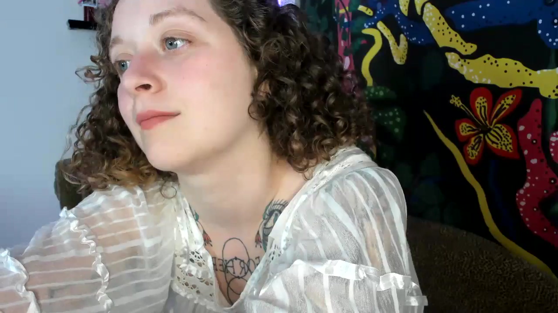 Gallery image thumbnail from PeachyQueen_'s myfreecams stream on, 07/30/2024, 19:57 image 12 of 20