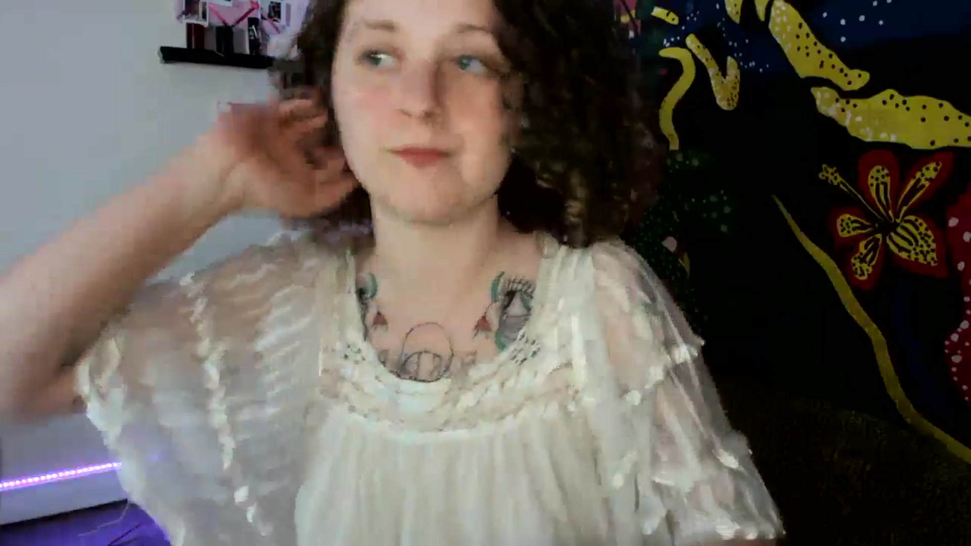Gallery image thumbnail from PeachyQueen_'s myfreecams stream on, 07/30/2024, 19:57 image 3 of 20