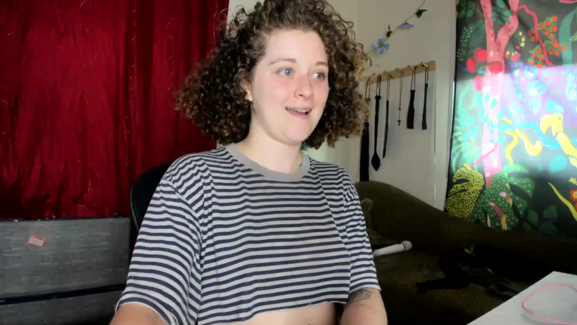 Gallery image thumbnail from PeachyQueen_'s myfreecams stream on, 08/15/2024, 19:53 image 18 of 20