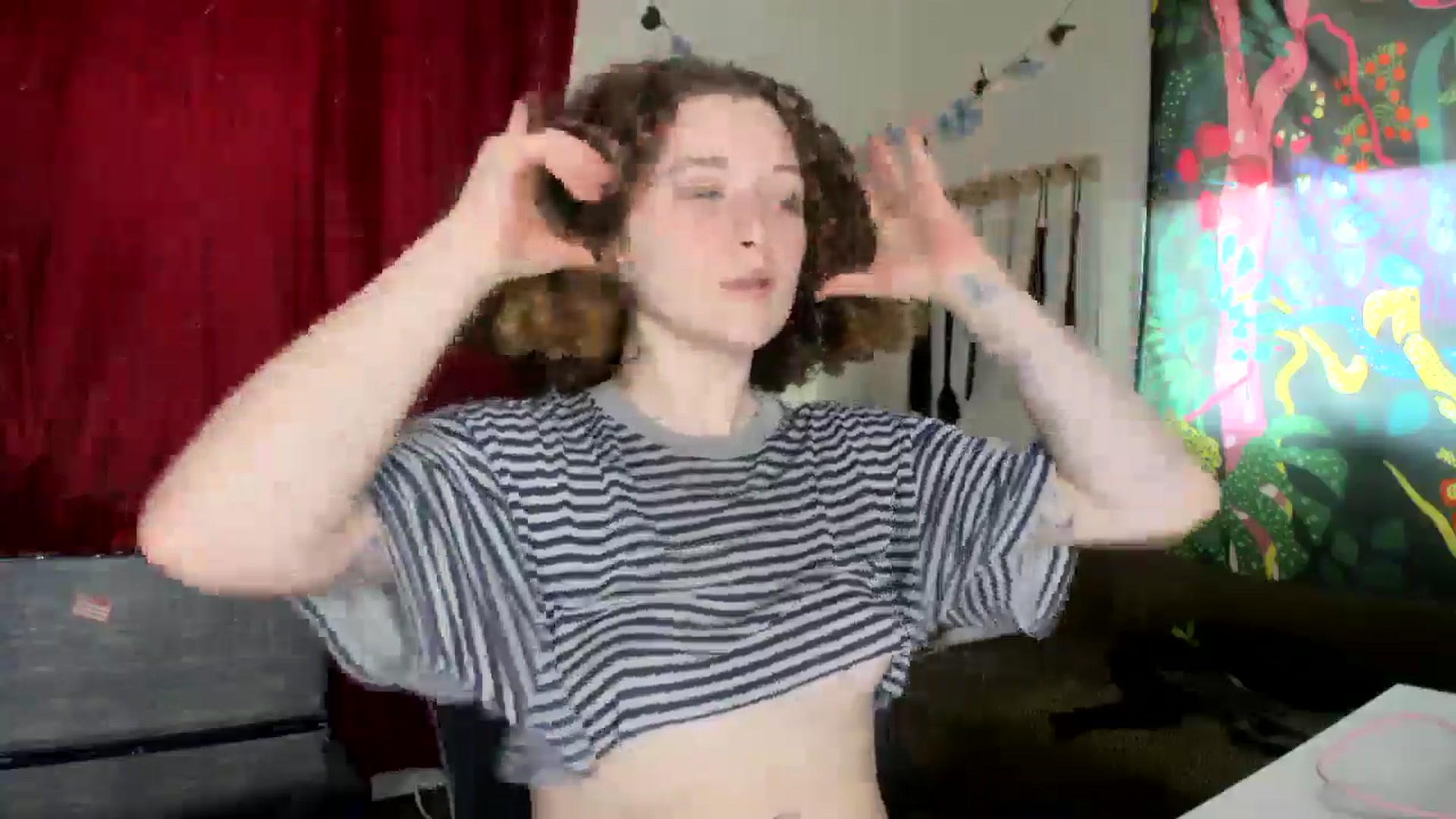 Gallery image thumbnail from PeachyQueen_'s myfreecams stream on, 08/15/2024, 19:53 image 14 of 20