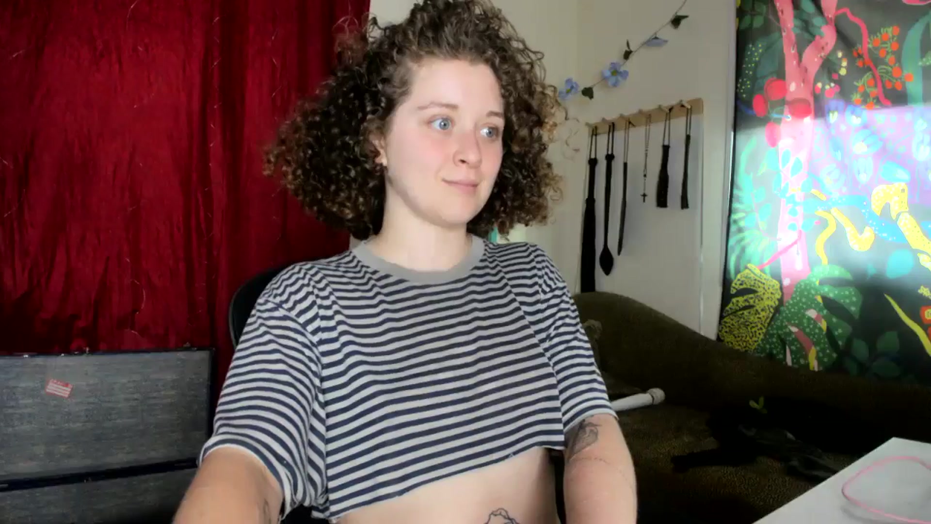 Gallery image thumbnail from PeachyQueen_'s myfreecams stream on, 08/15/2024, 19:53 image 19 of 20