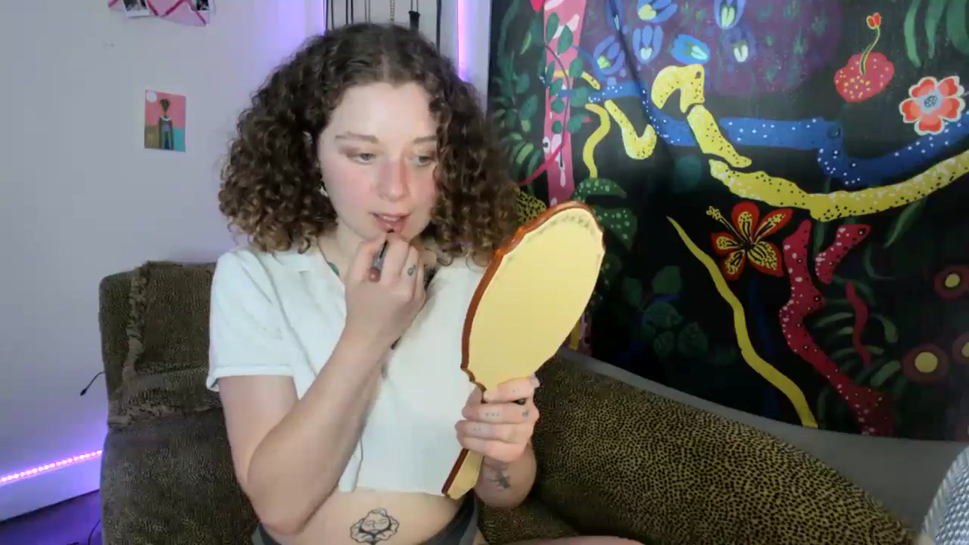 Gallery image thumbnail from PeachyQueen_'s myfreecams stream on, 08/26/2024, 18:52 image 6 of 20