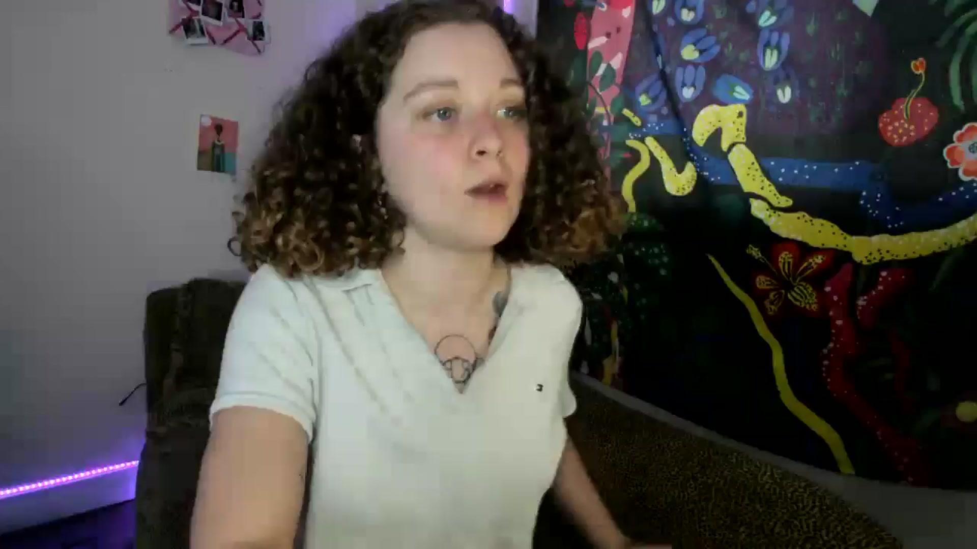 Gallery image thumbnail from PeachyQueen_'s myfreecams stream on, 08/26/2024, 18:52 image 1 of 20