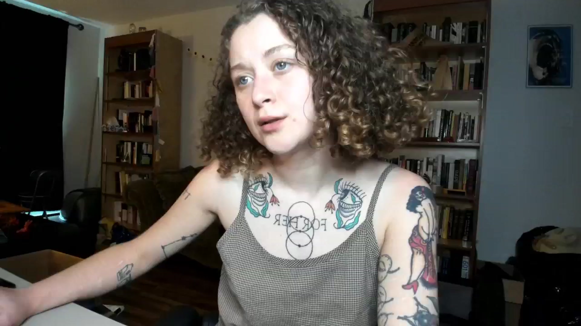 Gallery image thumbnail from PeachyQueen_'s myfreecams stream on, 09/09/2024, 19:45 image 5 of 20