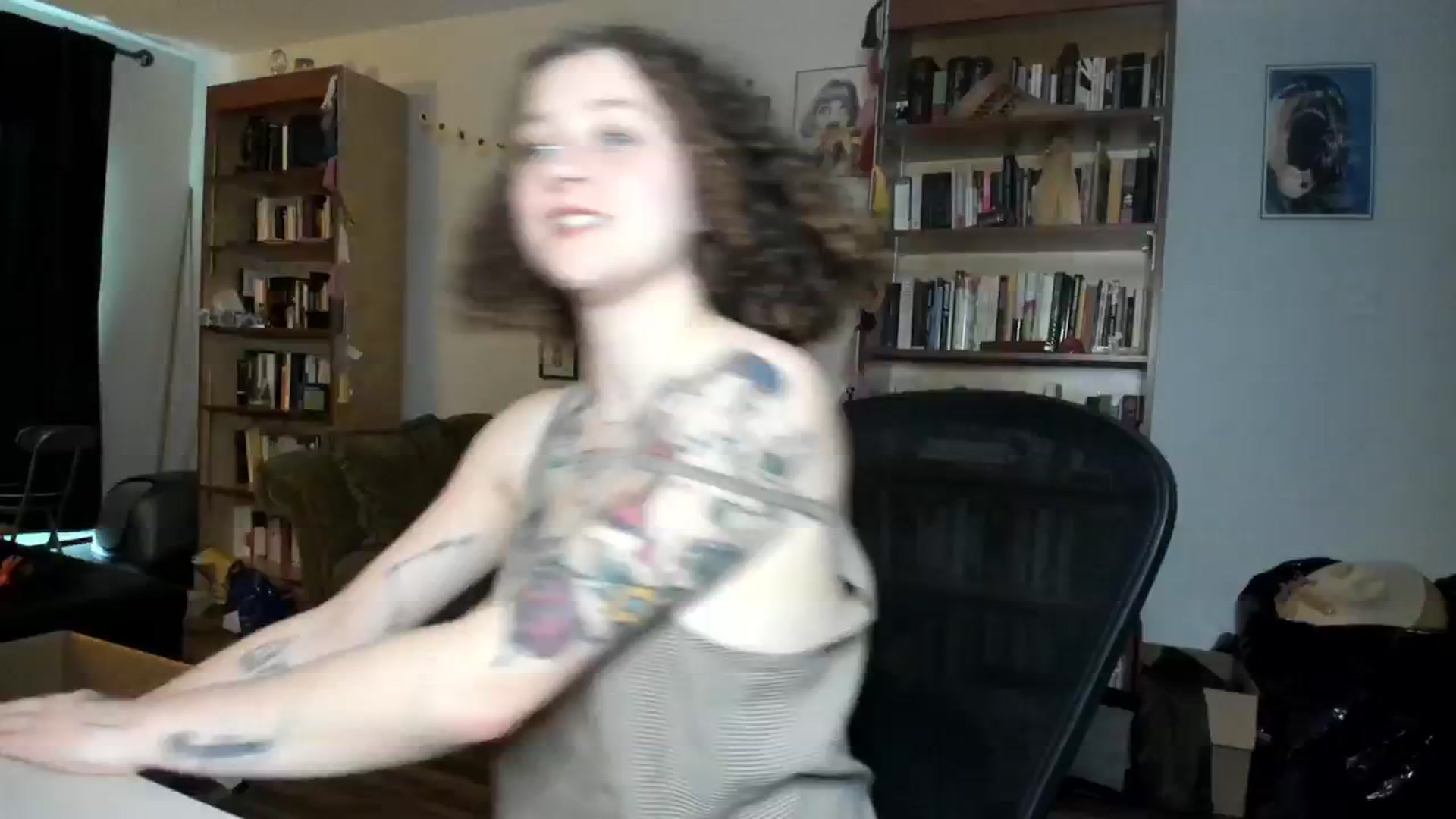 Gallery image thumbnail from PeachyQueen_'s myfreecams stream on, 09/09/2024, 19:45 image 3 of 20