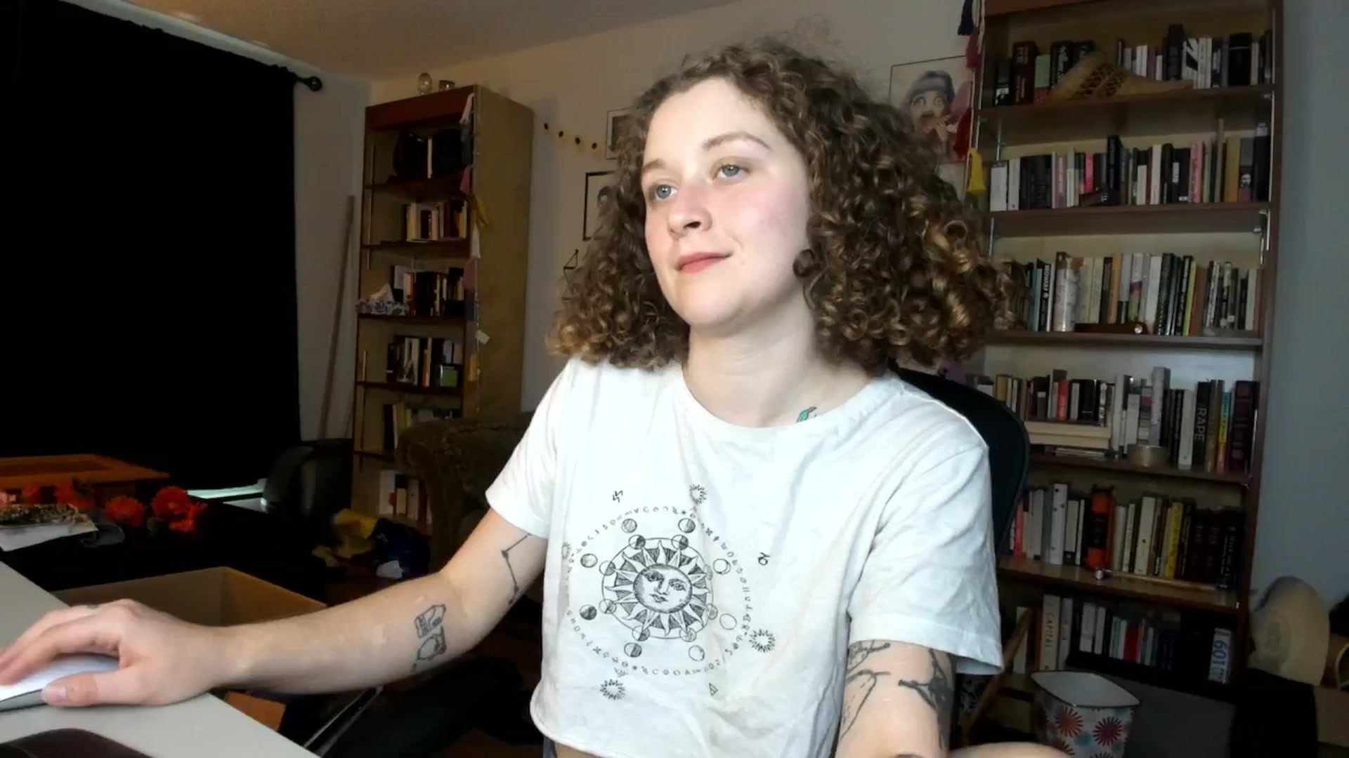 Gallery image thumbnail from PeachyQueen_'s myfreecams stream on, 09/11/2024, 19:12 image 19 of 20