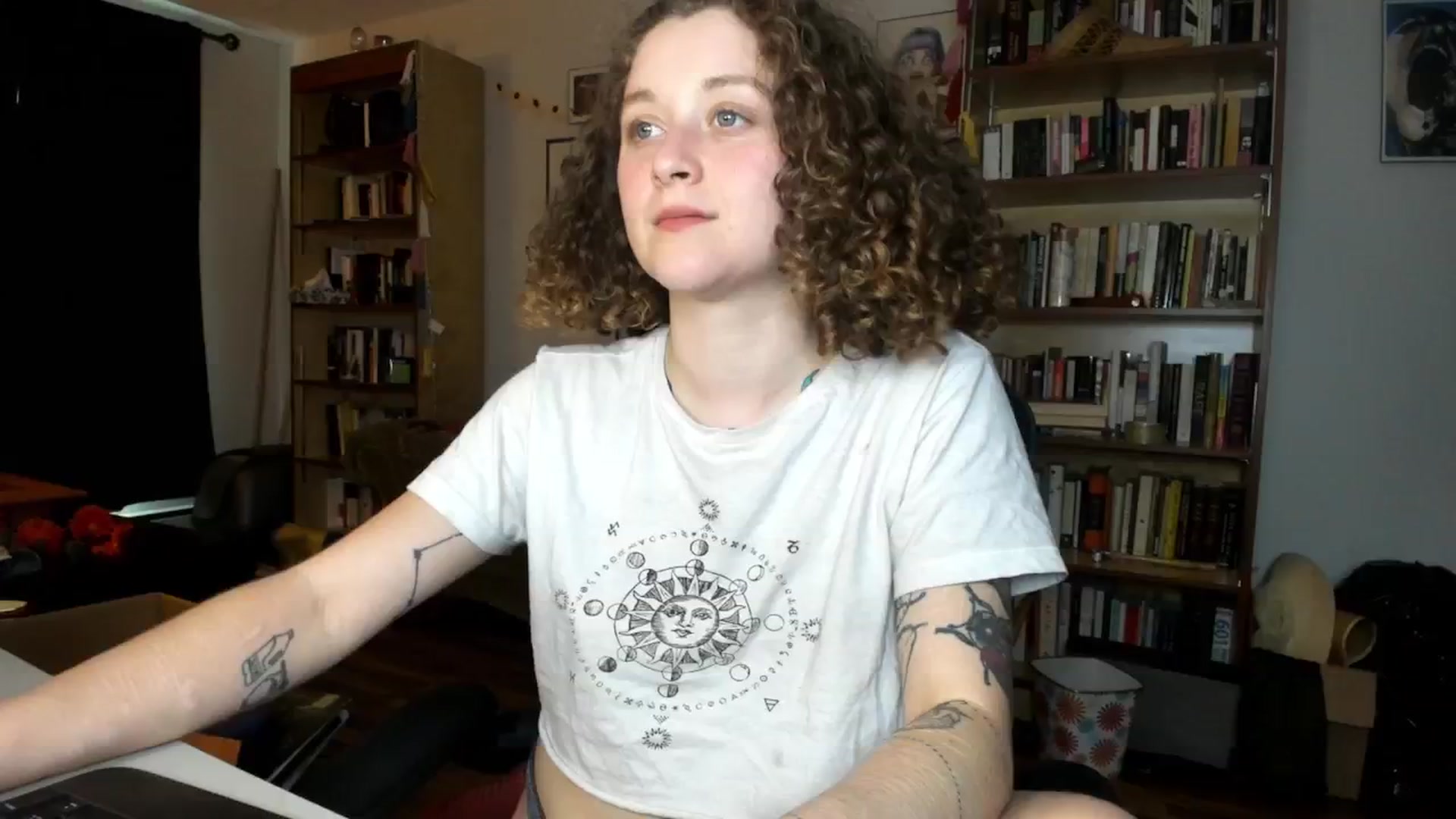 Gallery image thumbnail from PeachyQueen_'s myfreecams stream on, 09/11/2024, 20:48 image 6 of 20